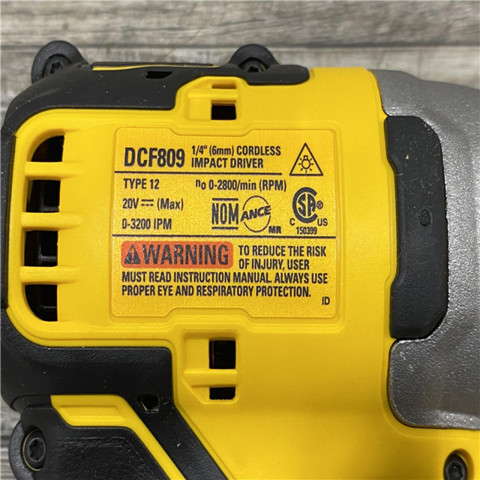 AS-IS DEWALT Atomic 20V Max Lithium-Ion Brushless Cordless Compact 1/4 in. Impact Driver Kit