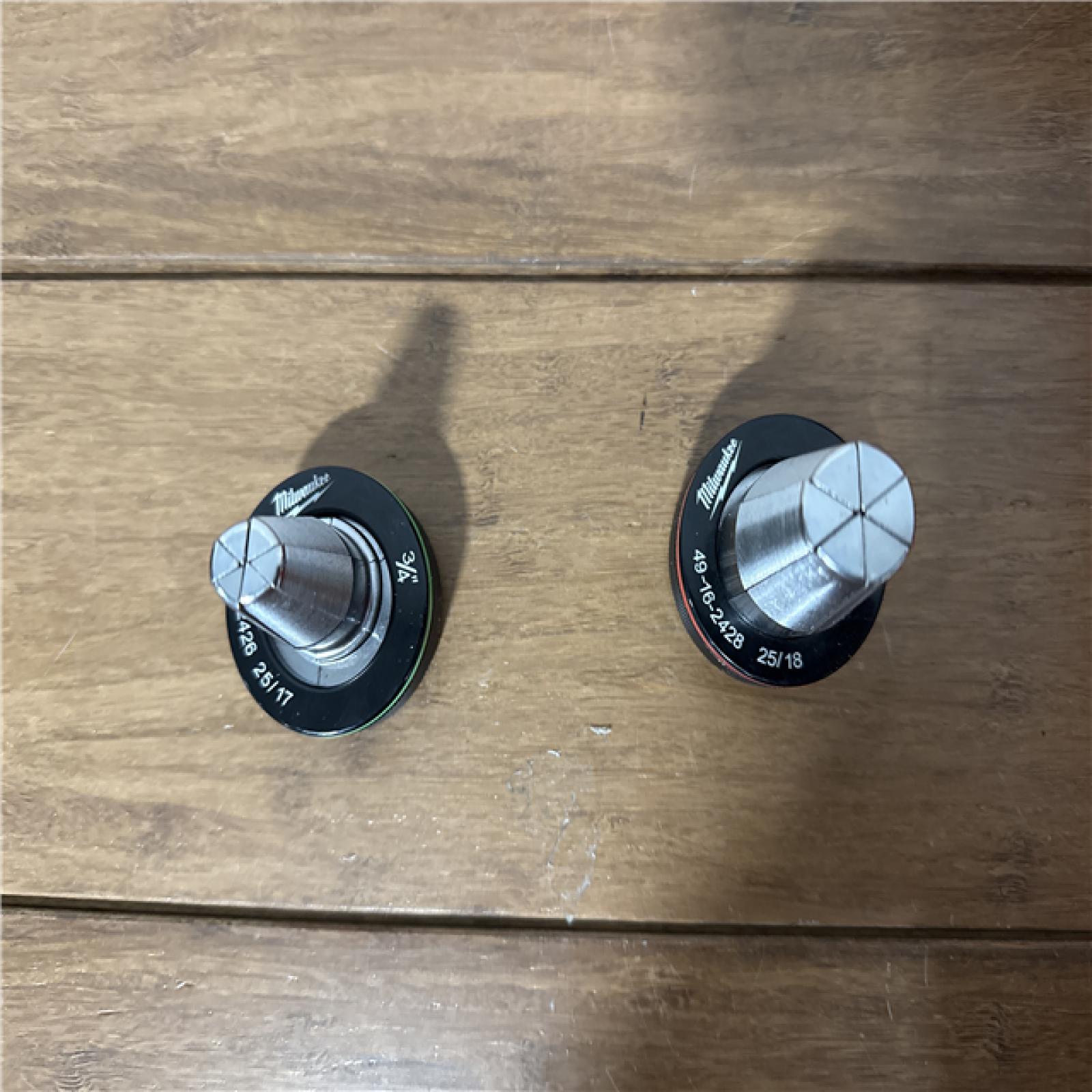 California AS-IS Milwaukee M12 Pex Expander Kit  Includes (2) Batteries  Charger & Hard Case