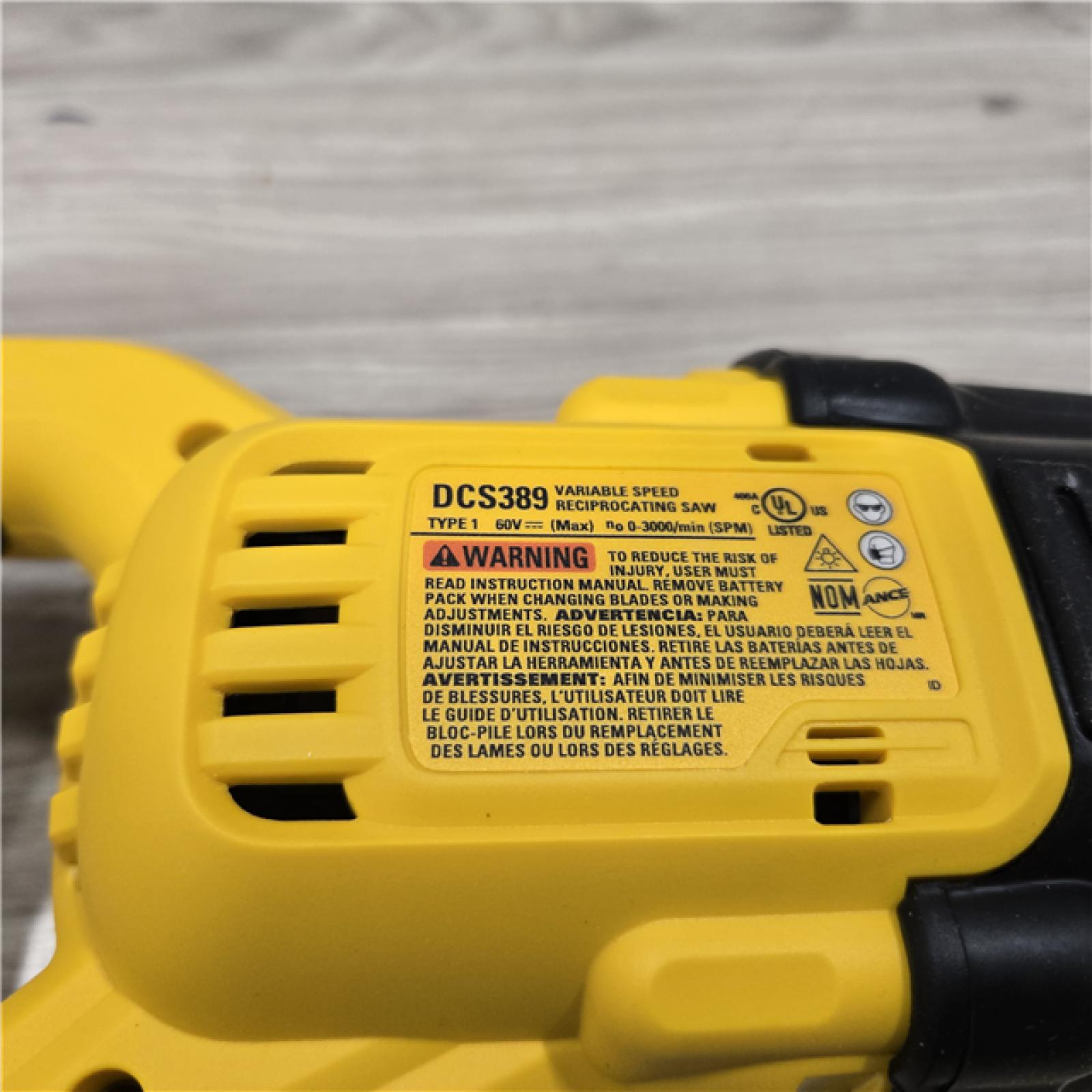 AS-IS FLEXVOLT 60V MAX Cordless Brushless Reciprocating Saw Kit