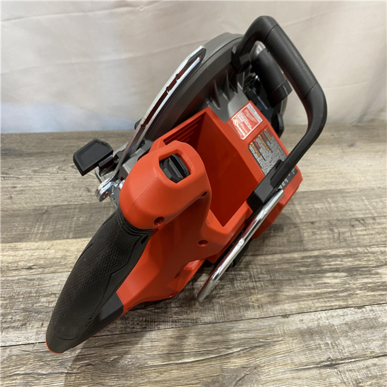AS-IS Milwaukee FUEL 18V Lithium-Ion Cordless 7-1/4 in. Rear Handle Circular Saw (Tool-Only)