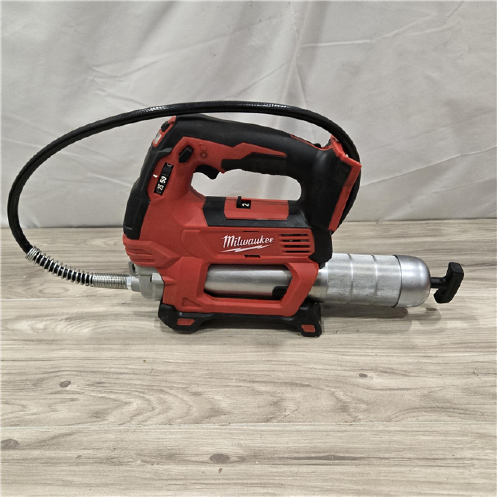 AS-IS Milwaukee M18 18V Cordless Grease Gun 2-Speed (Tool-Only)