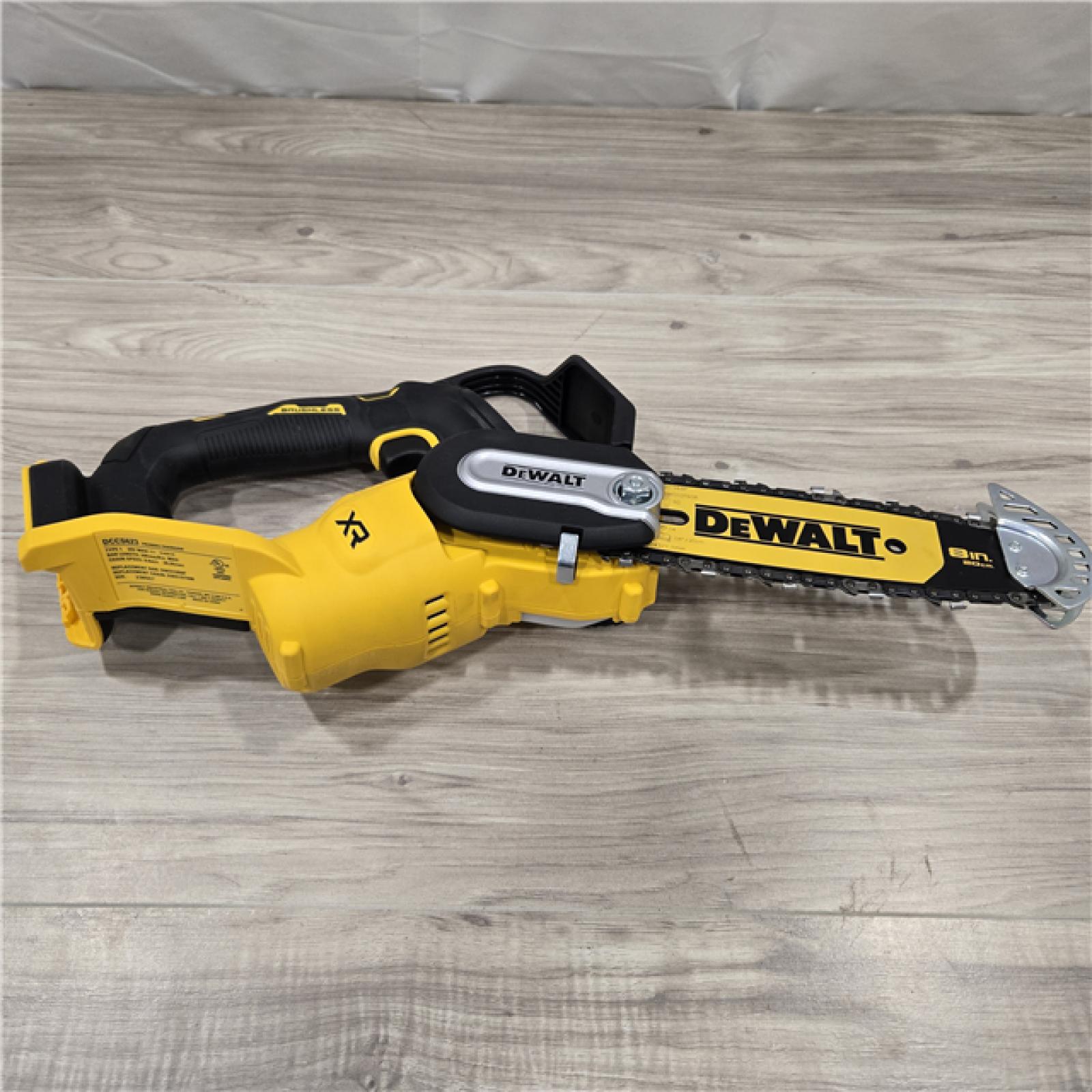 LIKE NEW! - DeWalt 20V MAX Cordless Pruning Chainsaw (Tool Only)