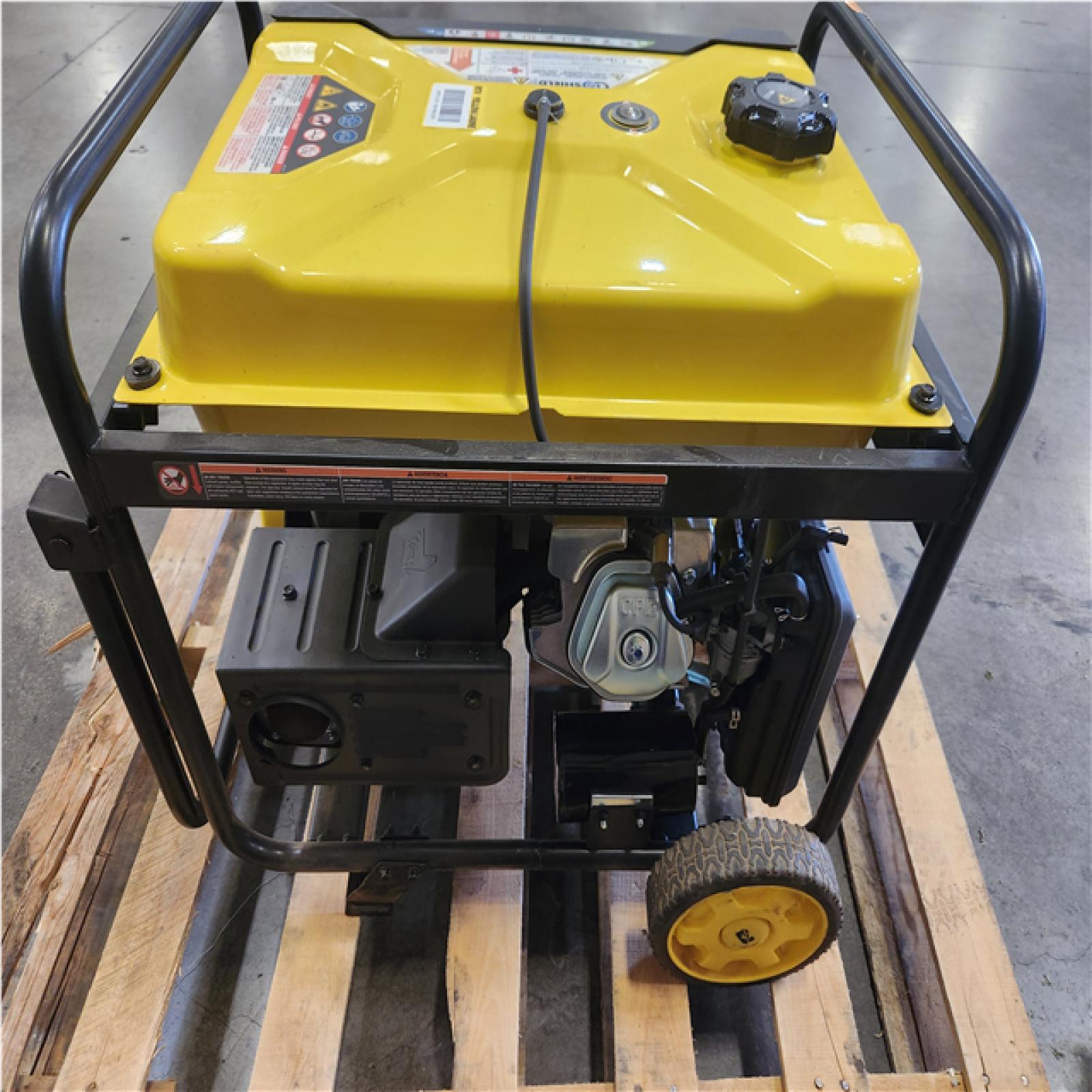 Phoenix LIKE NEW Champion Power Equipment 7850/6250-Watt Recoil Start Dual Fuel Portable Generator w/ Free 3-Year Warranty for Home Backup and Storm Prep