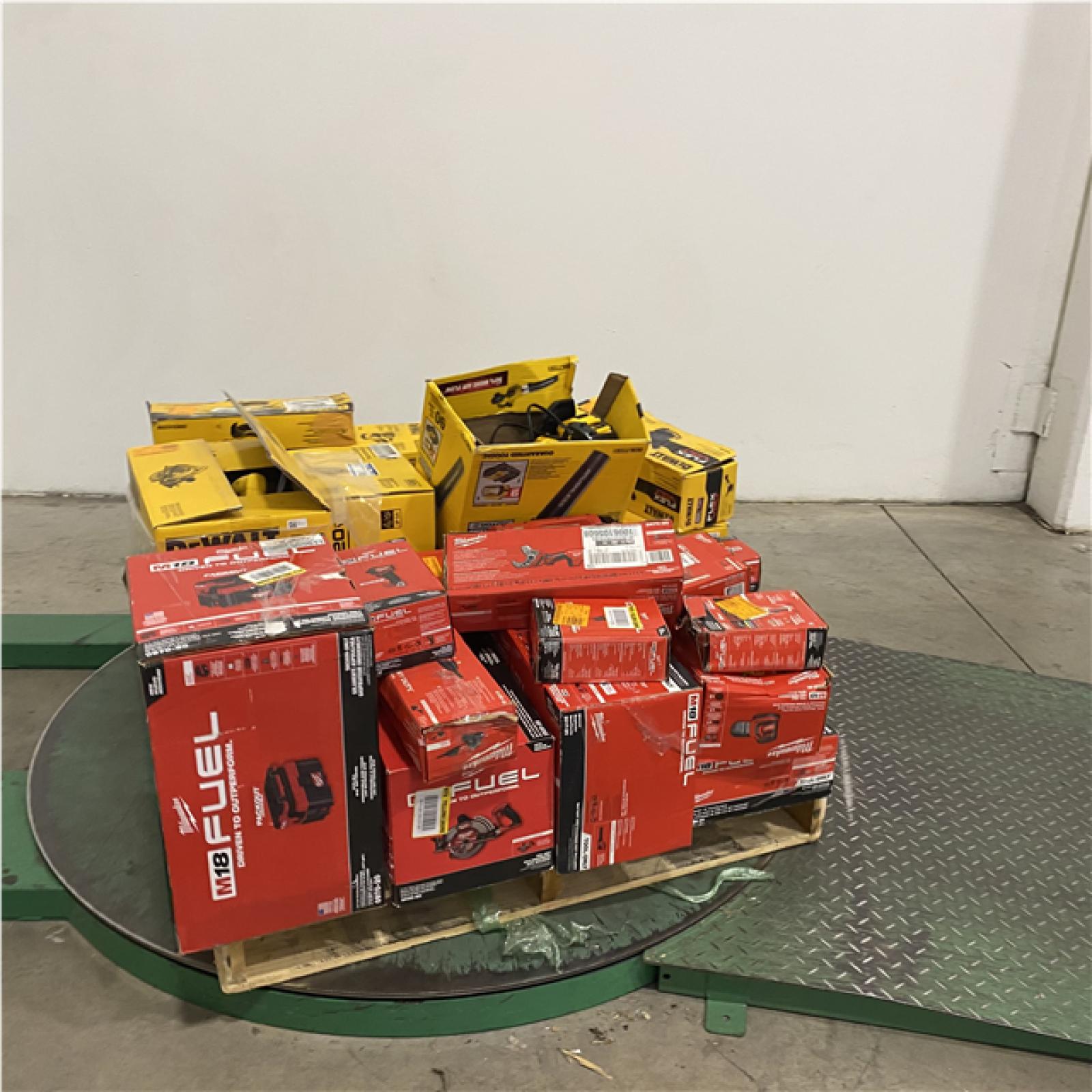 Dallas Location - As-Is Tool Pallet