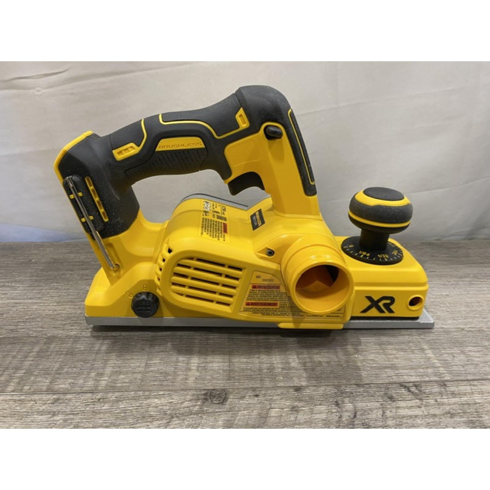 AS-IS DEWALT 20V MAX XR Cordless Brushless 3-1/4 in. Planer (Tool Only)