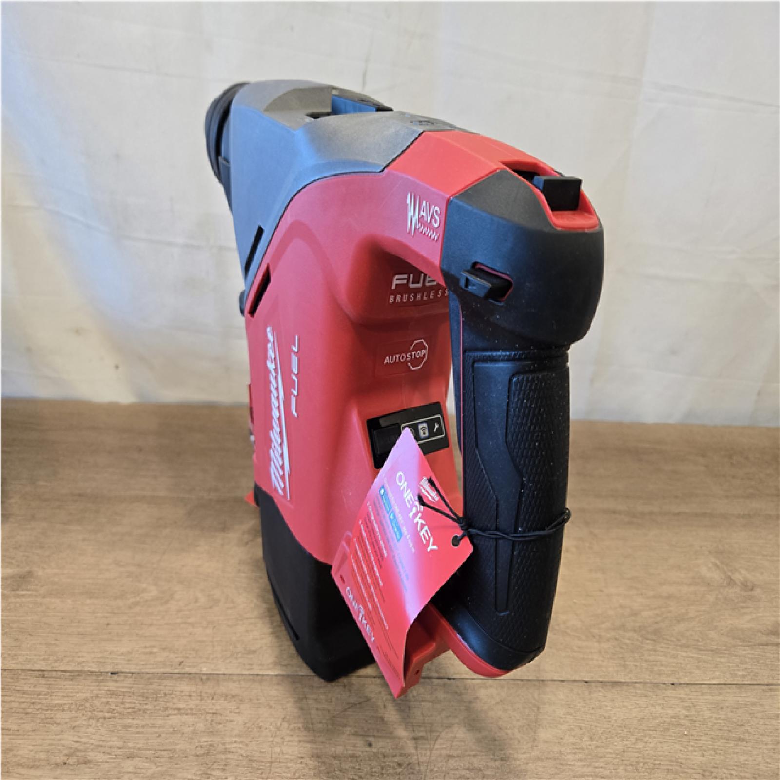 AS-IS Milwaukee FUEL 18V Lithium-Ion Brushless Cordless 1-9/16 in. SDS-Max Rotary Hammer (Tool-Only)