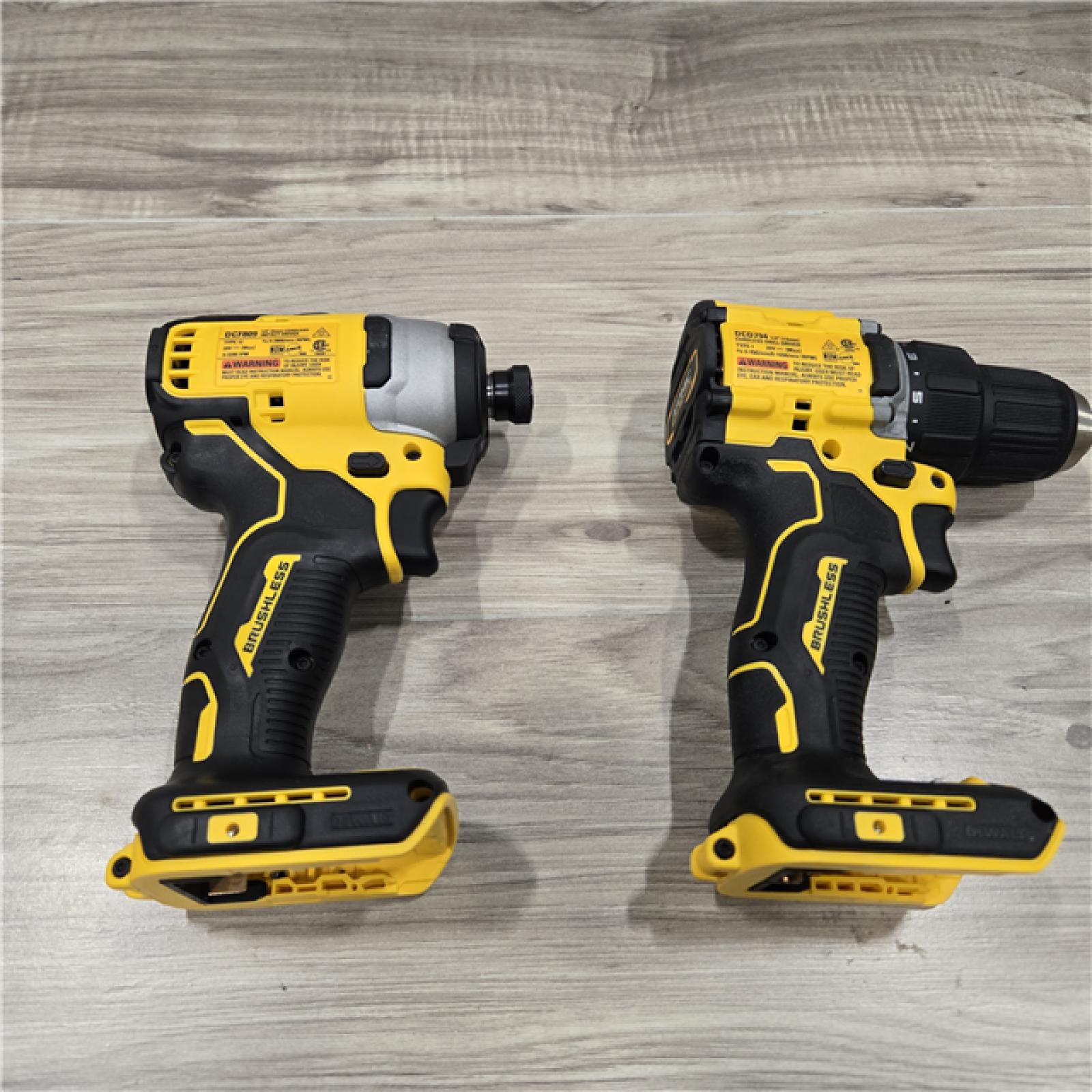 AS-IS Dewalt DCK225D2 20V MAX ATOMIC Cordless Drill Driver and Impact Driver Combo Kit