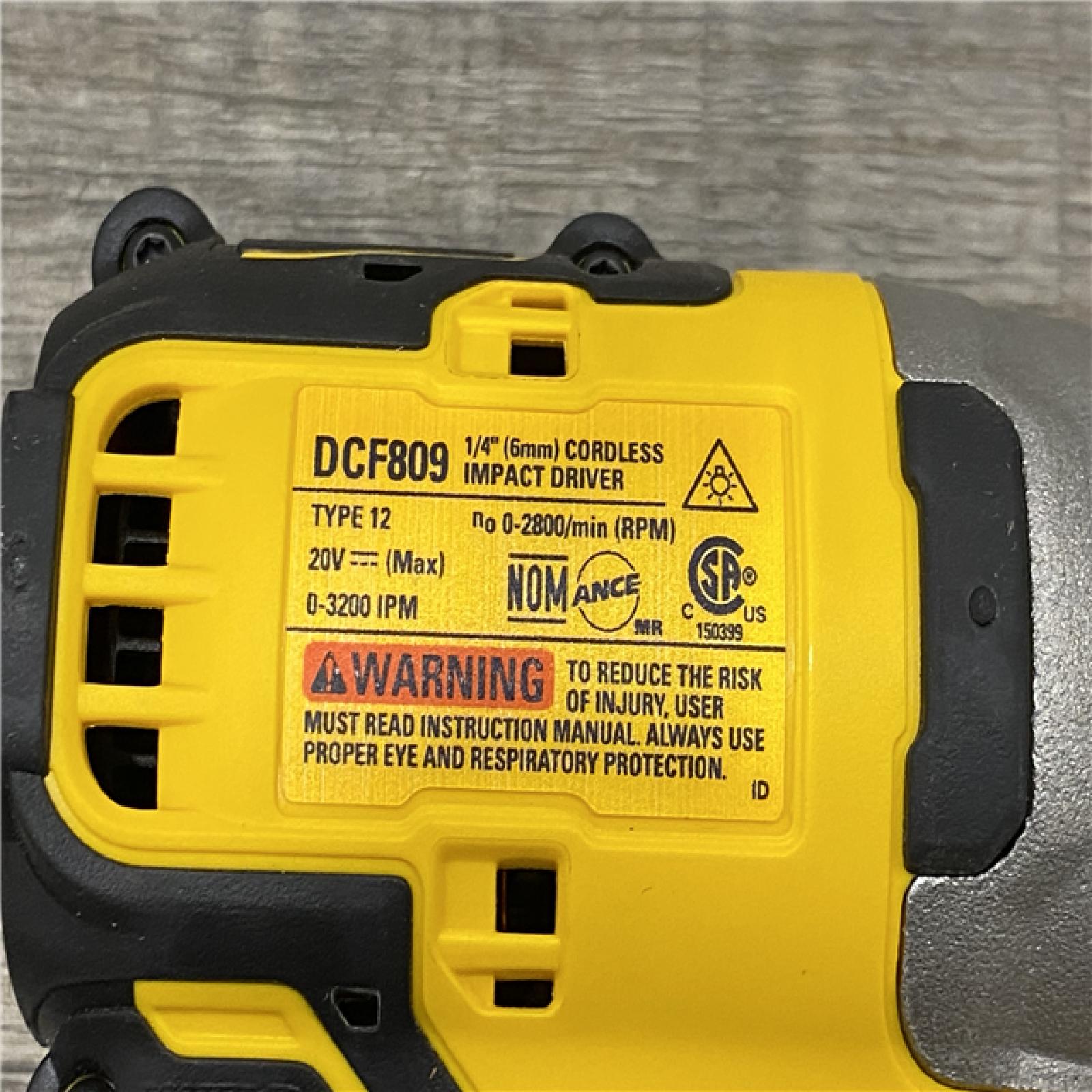 AS-IS DEWALT ATOMIC 20-Volt MAX Lithium-Ion Cordless Combo Kit