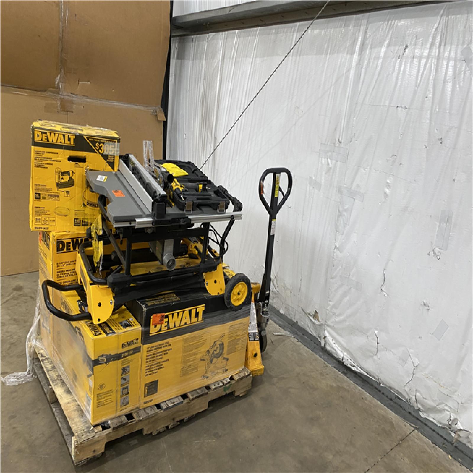 Houston Location AS IS - Tool Pallet
