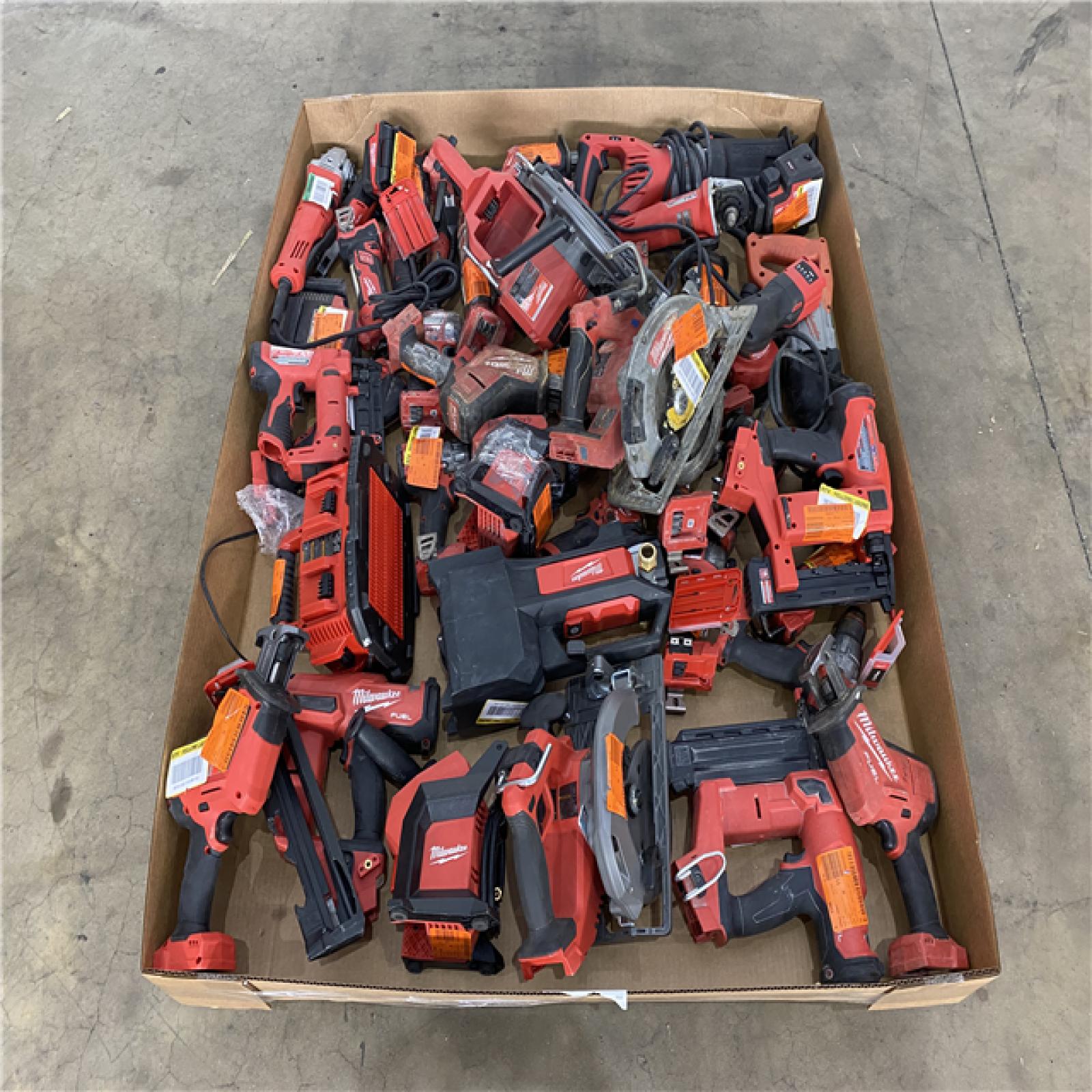 Houston Location AS IS - Tool Pallet