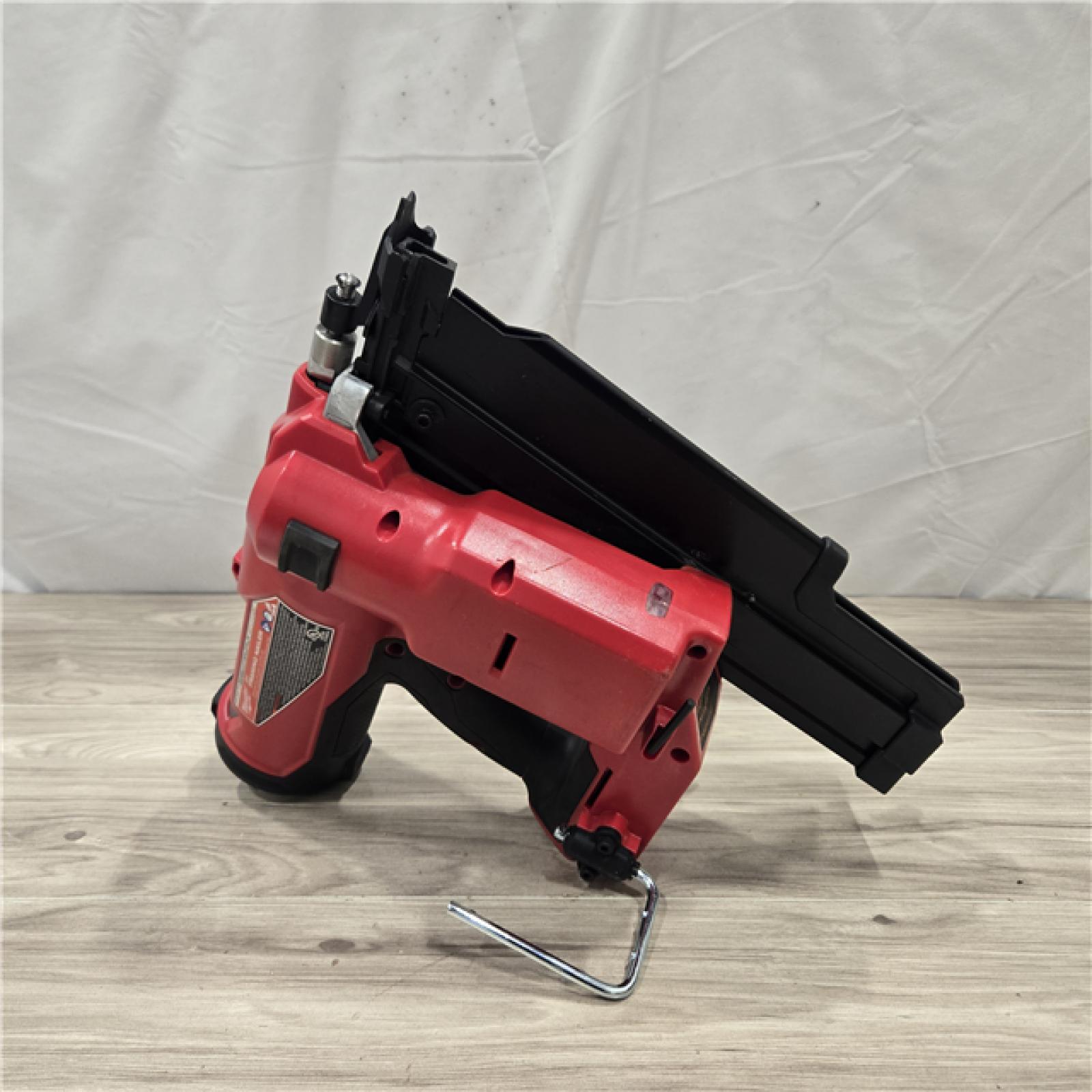 AS-IS Milwaukee 2744-20 M18 FUEL 3-1/2 in. 18V 21-Degree Cordless Framing Nailer (Tool-Only)