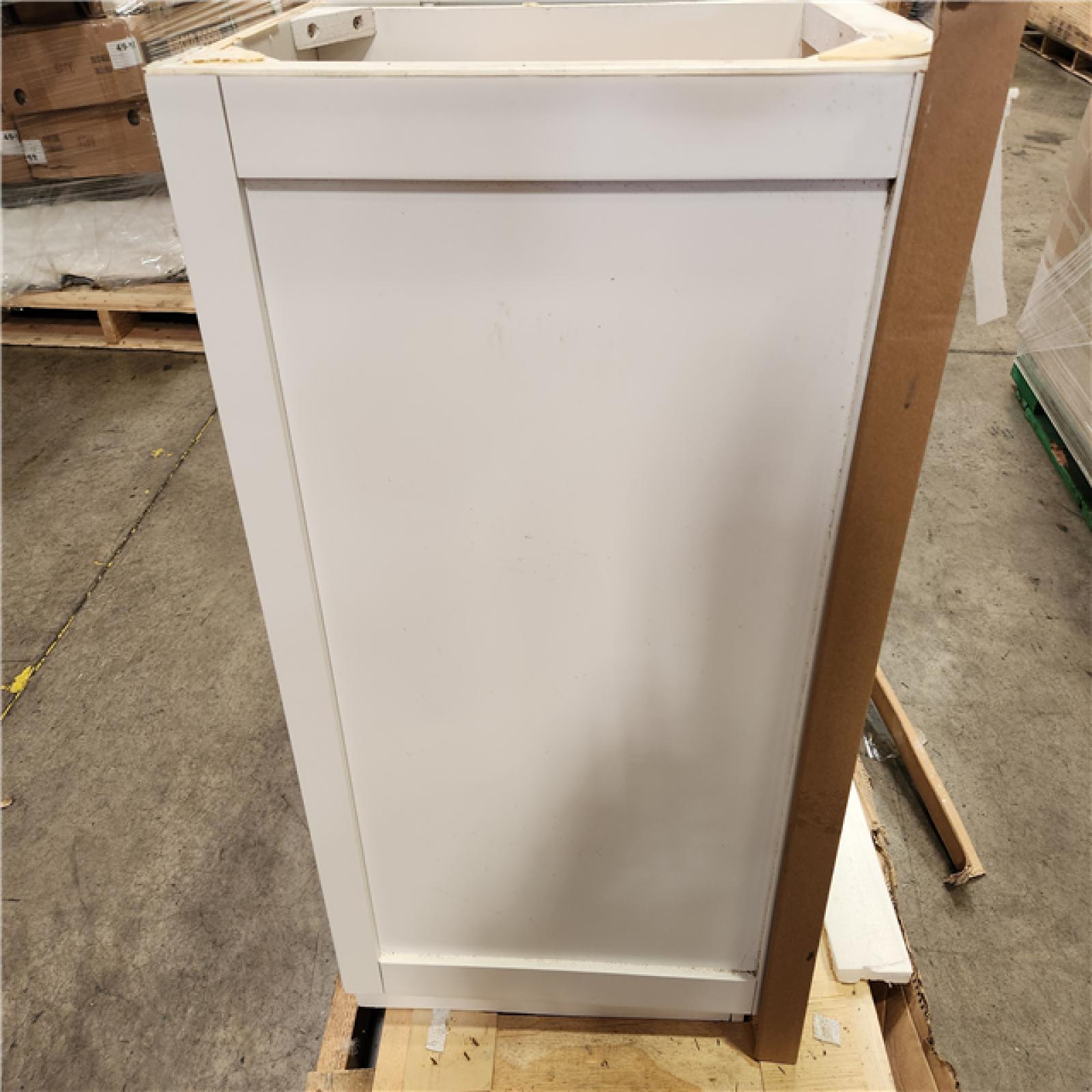 Phoenix Location Altair Ivy 48 in. Bath Vanity in White
