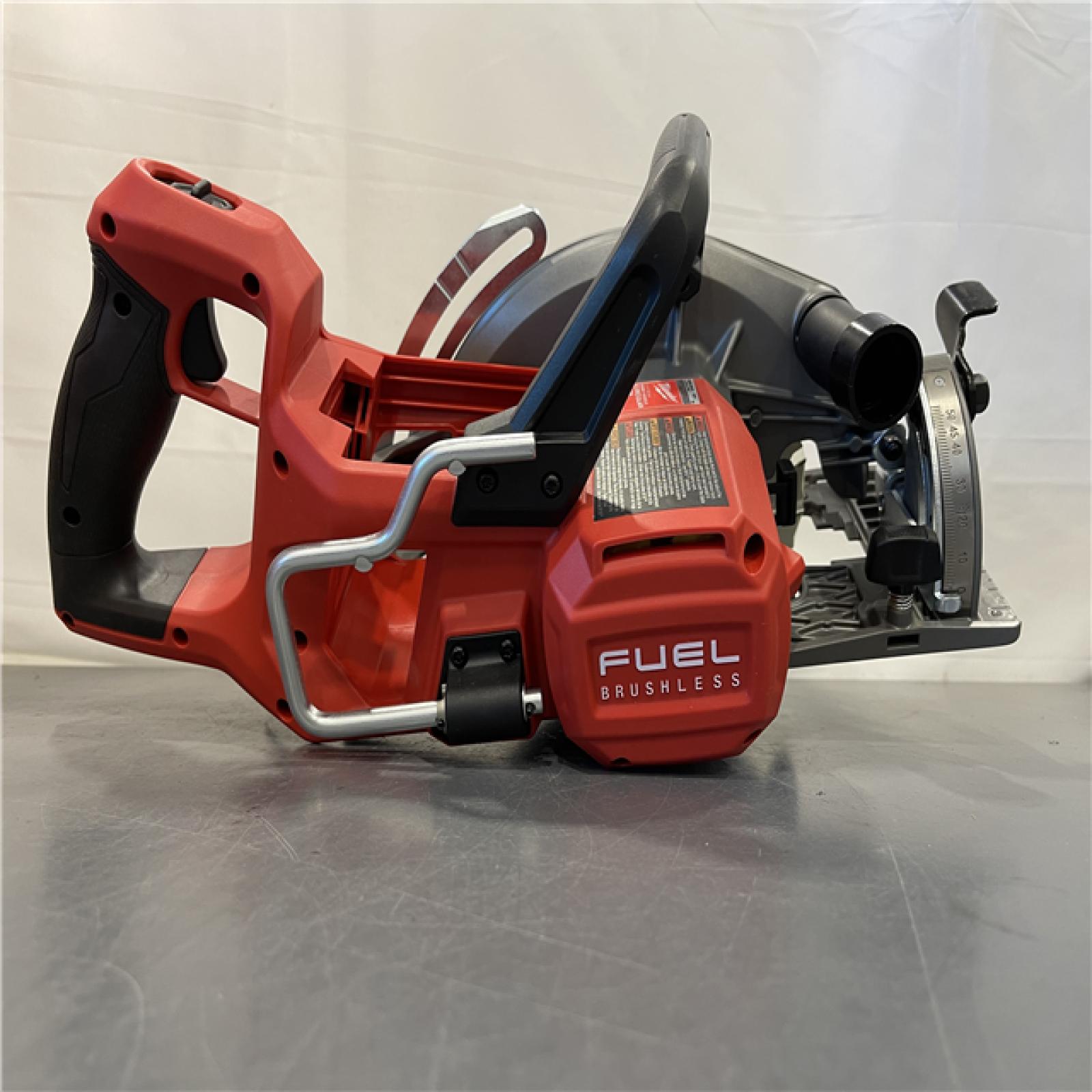 AS-IS - MILWAUKEE M18 FUEL 18V Lithium-Ion Cordless 7-1/4 in. Rear Handle Circular Saw