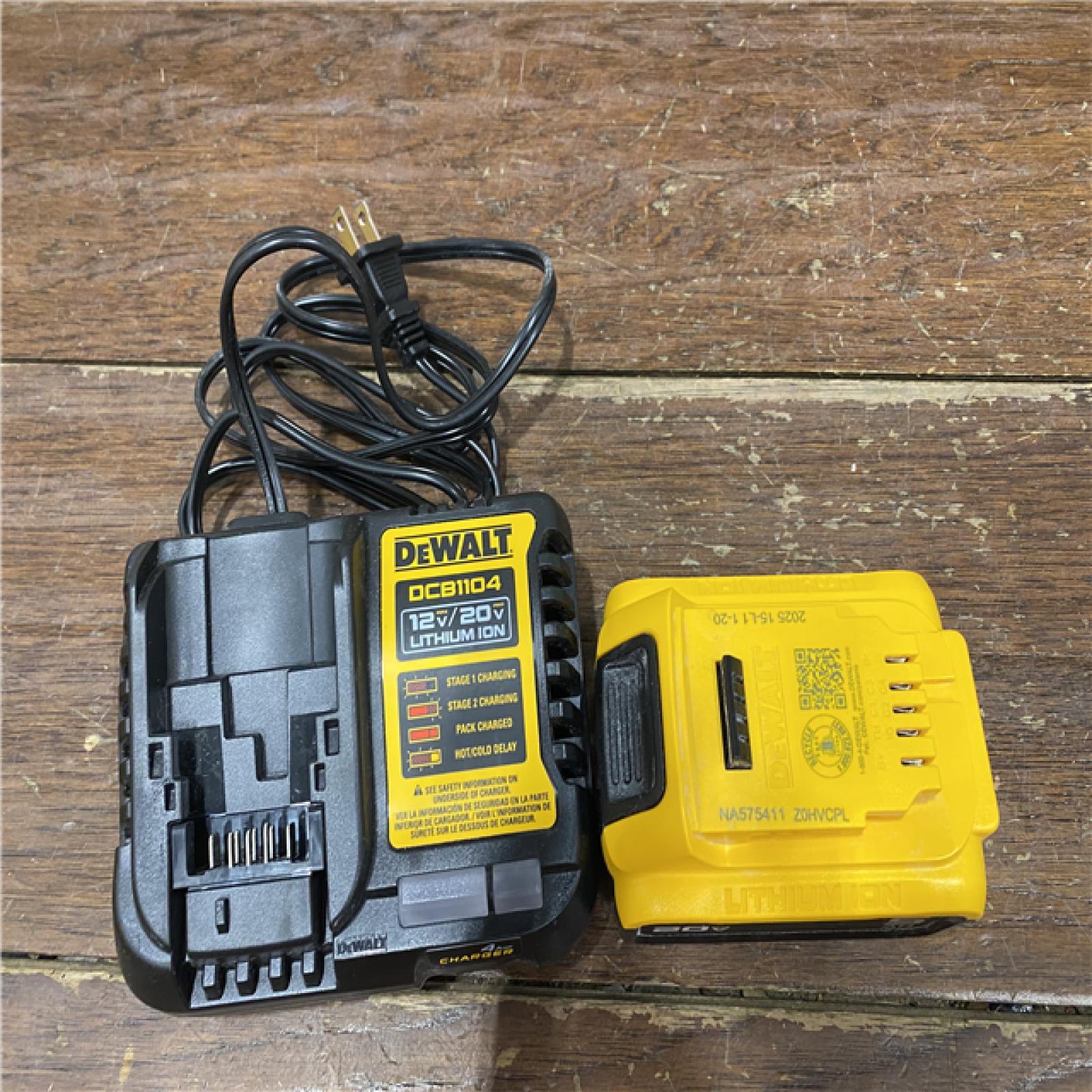 AS-IS DEWALT 20-Volt Maximum XR 5.0 Ah Battery Pack and Charger