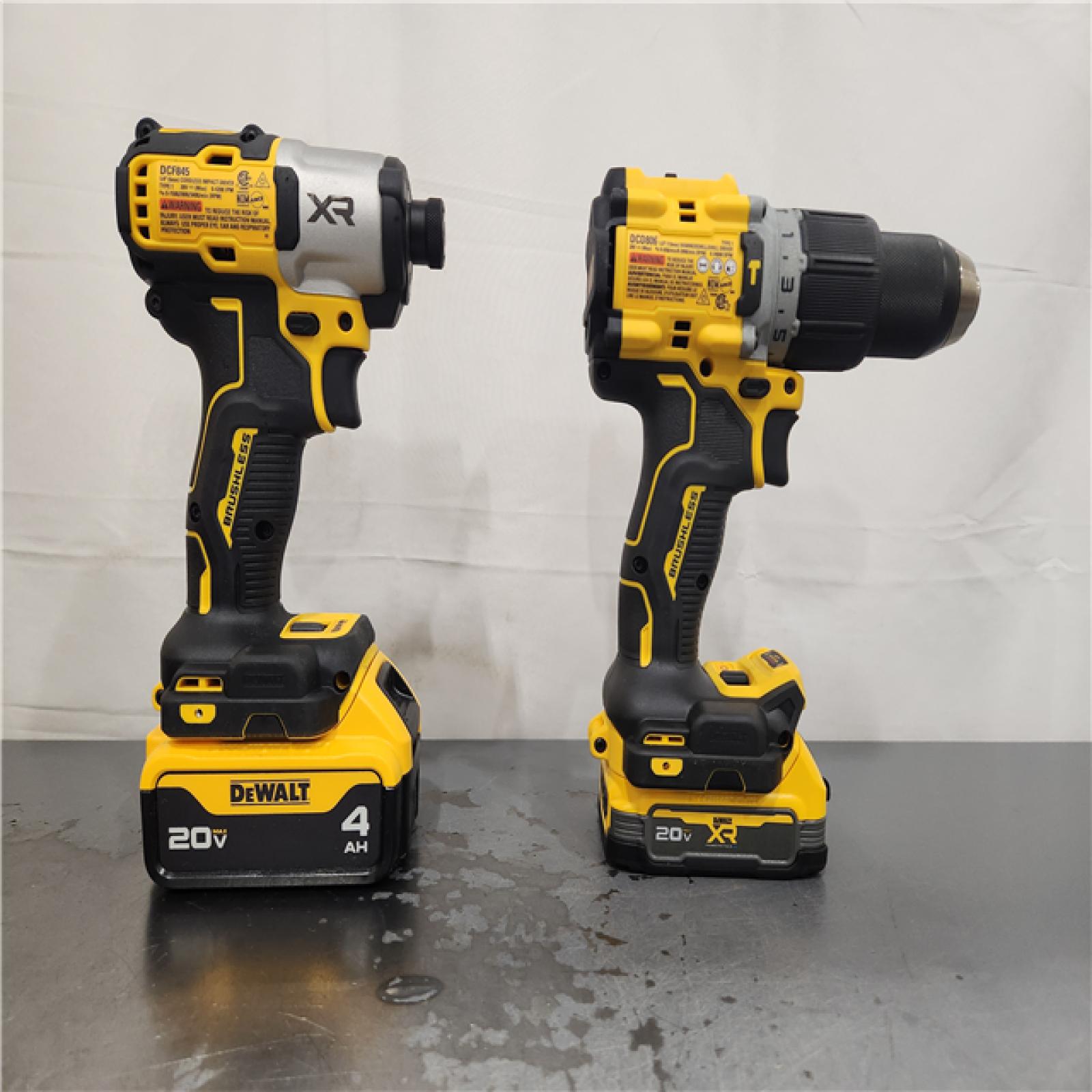 AS-IS- DEWALT 20V XR Lithium-Ion Cordless 2-Tool Combo Kit