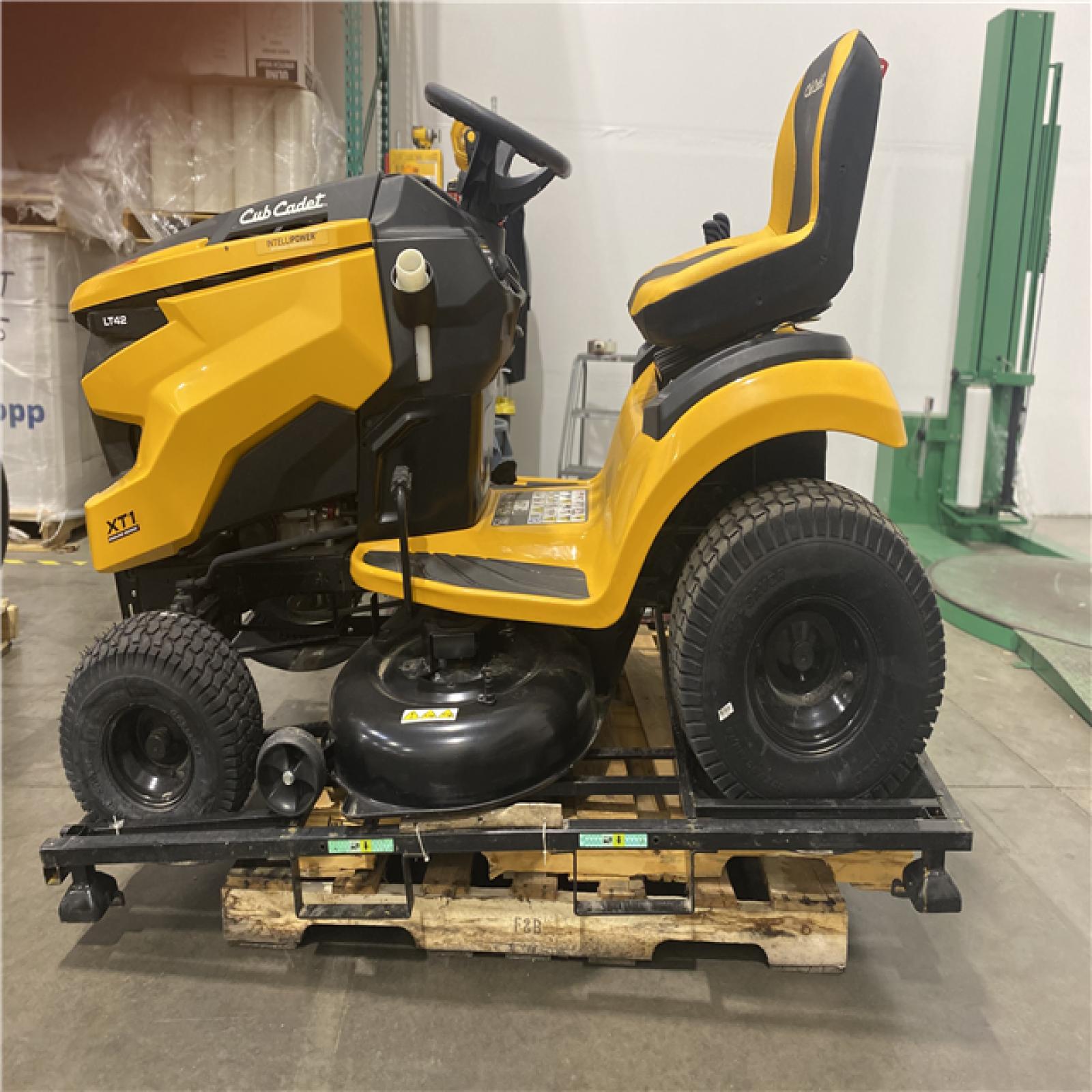 Dallas Location - As-Is Cub Cadet XT1 LT42 INTELLIPOWER Riding Mower