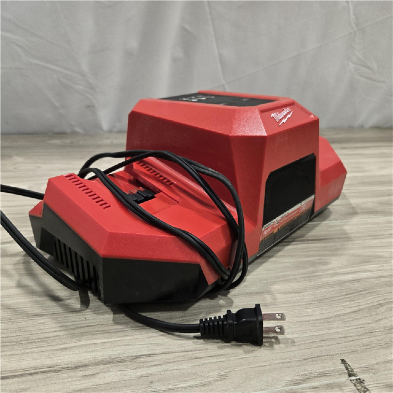 AS-IS Milwaukee 48-59-1815 M18 18V Dual Bay Simultaneous Super Charger