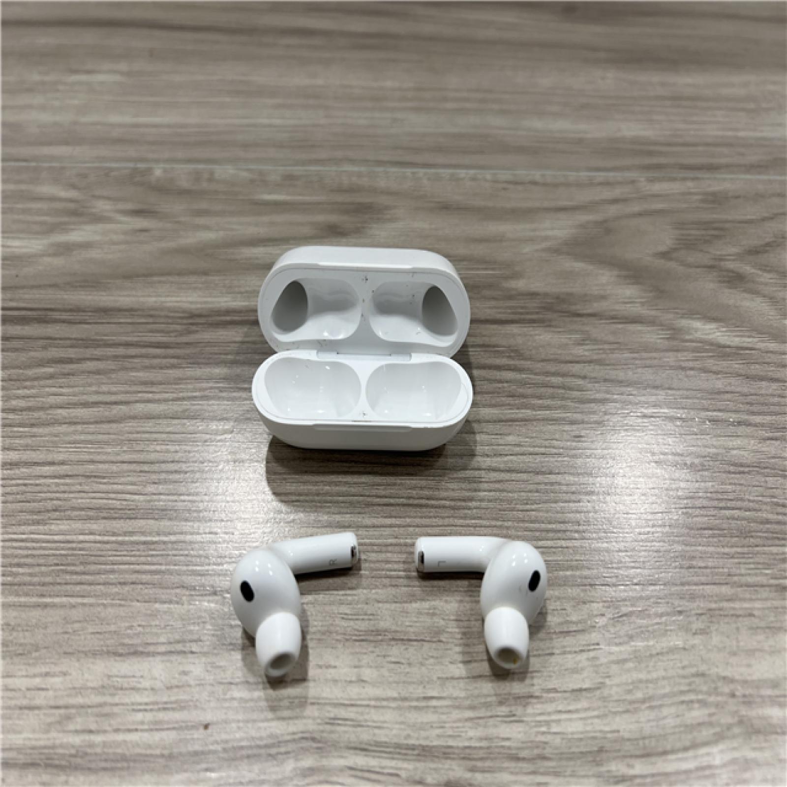 AS-IS Apple AirPods Pro 3 Wireless Earbuds with Active Noise Cancellation - USB-C port