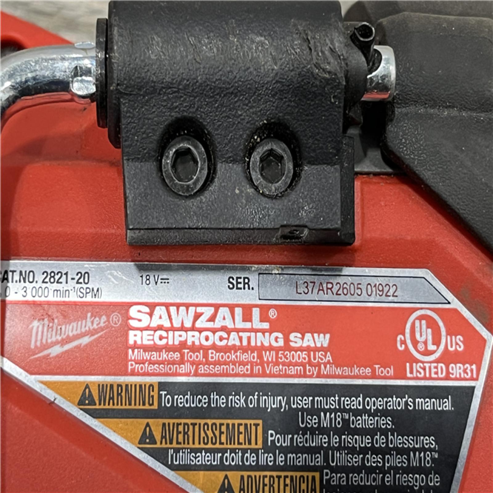 AS-IS Milwaukee FUEL GEN-2 18V Lithium-Ion Brushless Cordless SAWZALL Reciprocating Saw (Tool-Only)