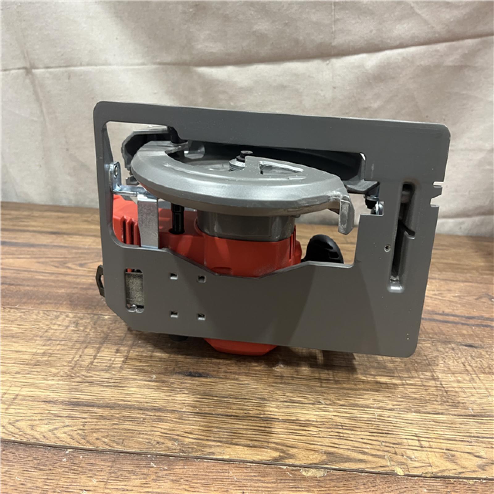 AS-IS Milwaukee Tools M18 FUEL 7-1/4 Circular Saw (Tool Only) 2834-20