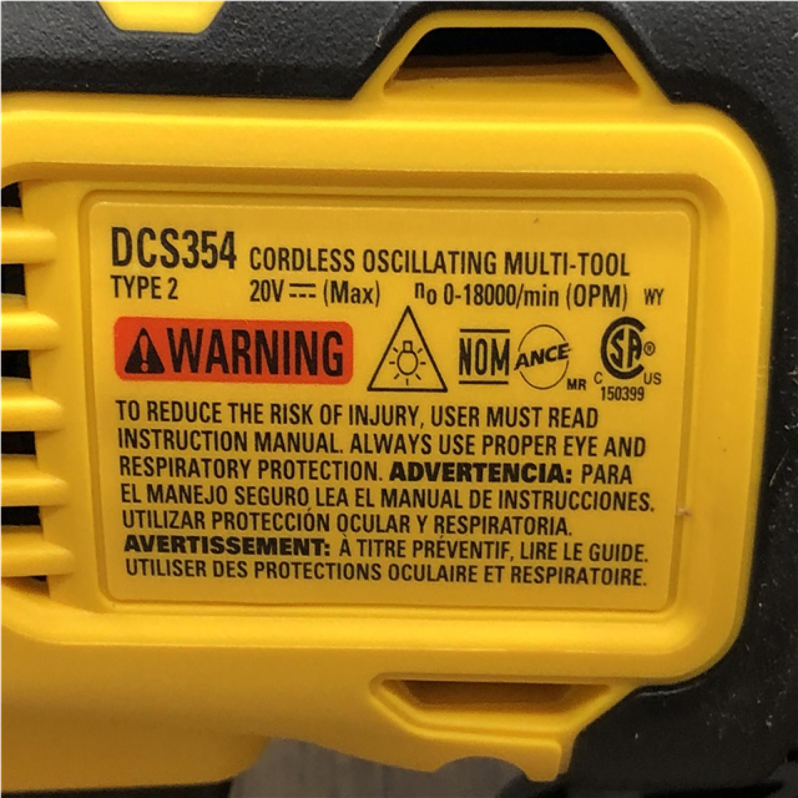 AS-IS DEWALT ATOMIC 20V MAX Cordless Brushless Oscillating Multi Tool Kit