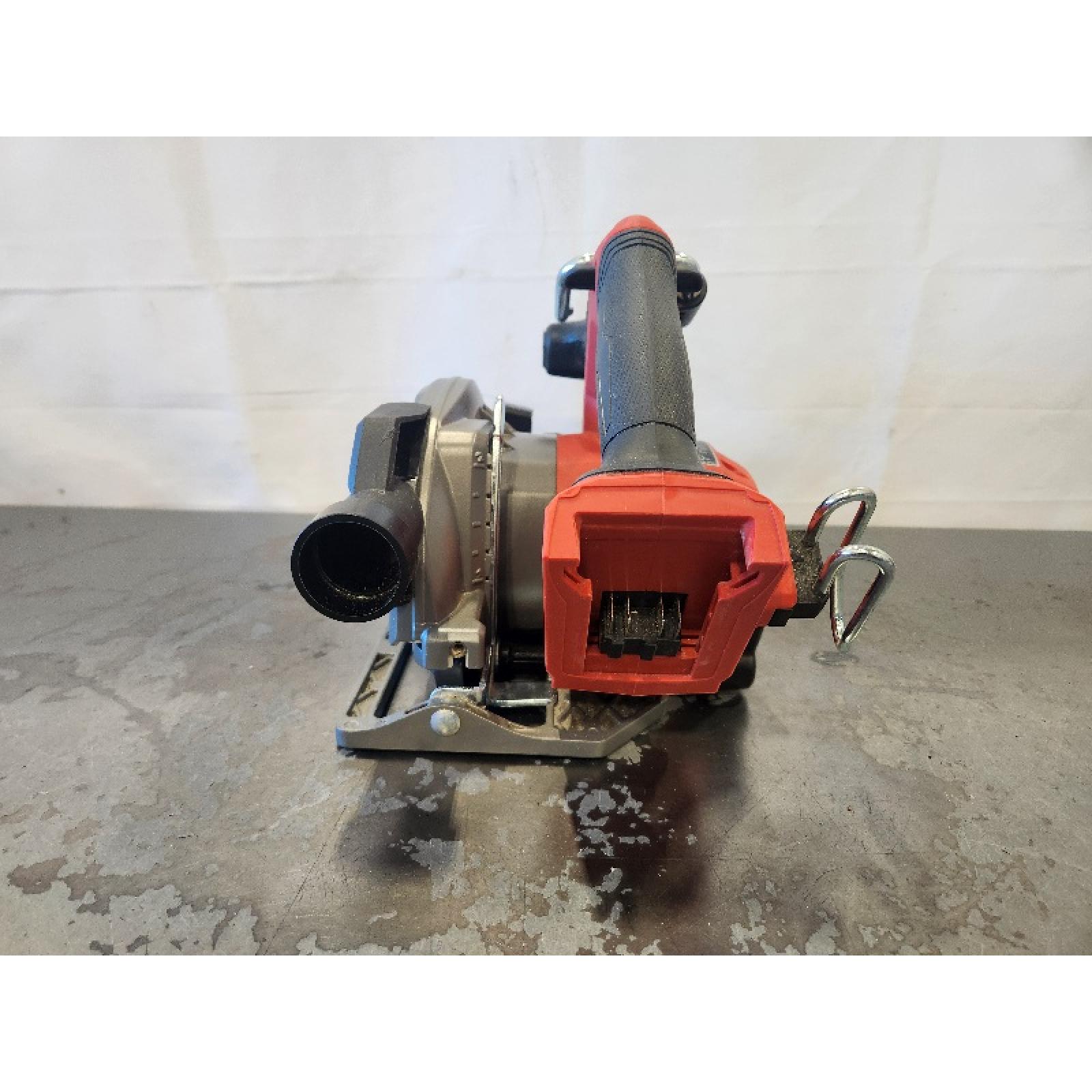 AS-IS- Milwaukee M18 FUEL 18V Lithium-Ion Brushless Cordless 6-1/2 in. Circular Saw (Tool-Only)