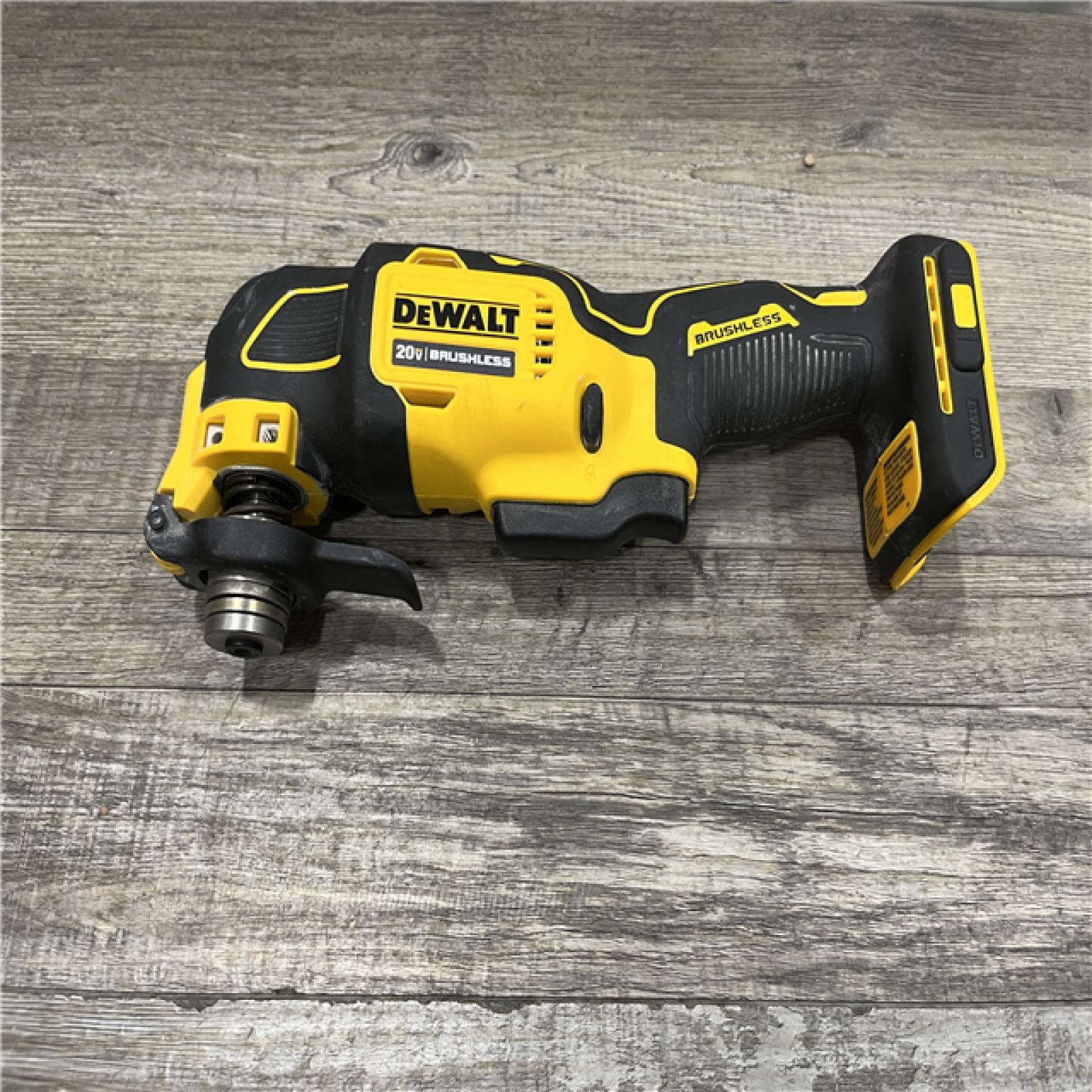 AS-IS DEWALT ATOMIC 20V MAX Cordless Brushless Oscillating Multi Tool Kit