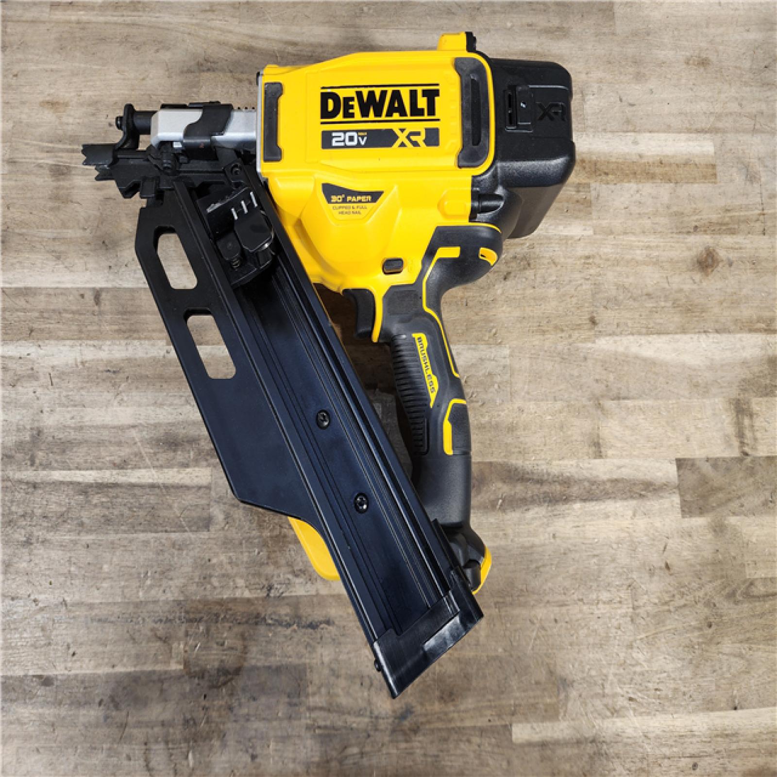 HOUSTON LOCATION - AS-IS DEWALT 20V 30 Degree Cordless Framing Nailer (Tool-Only)