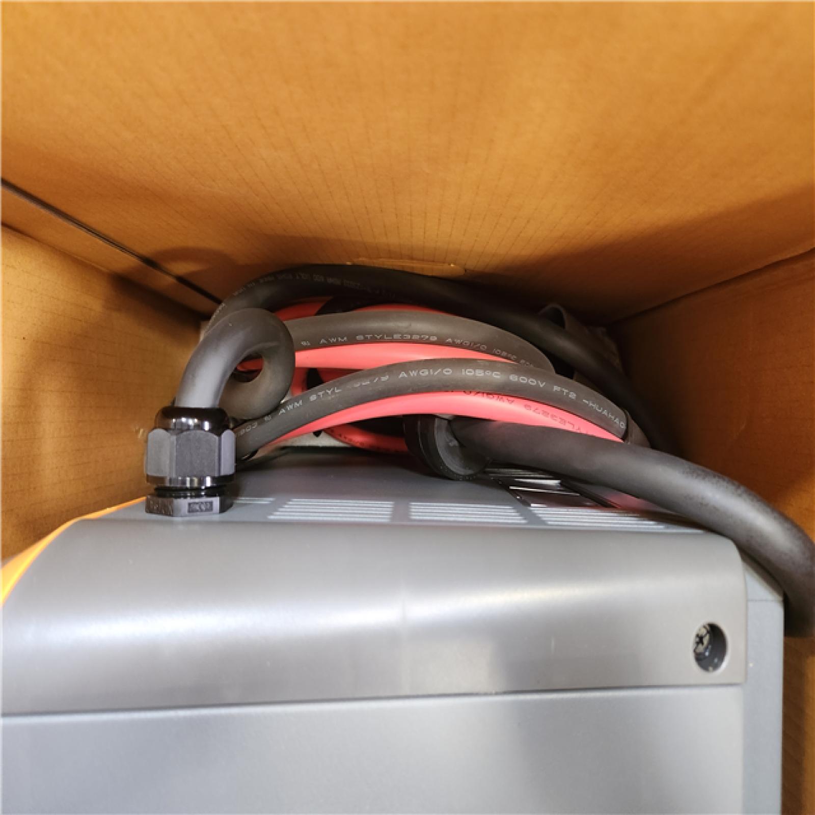 Phoenix NEW EnerSys EI1-AK-3AT IMPAQ Battery Charger