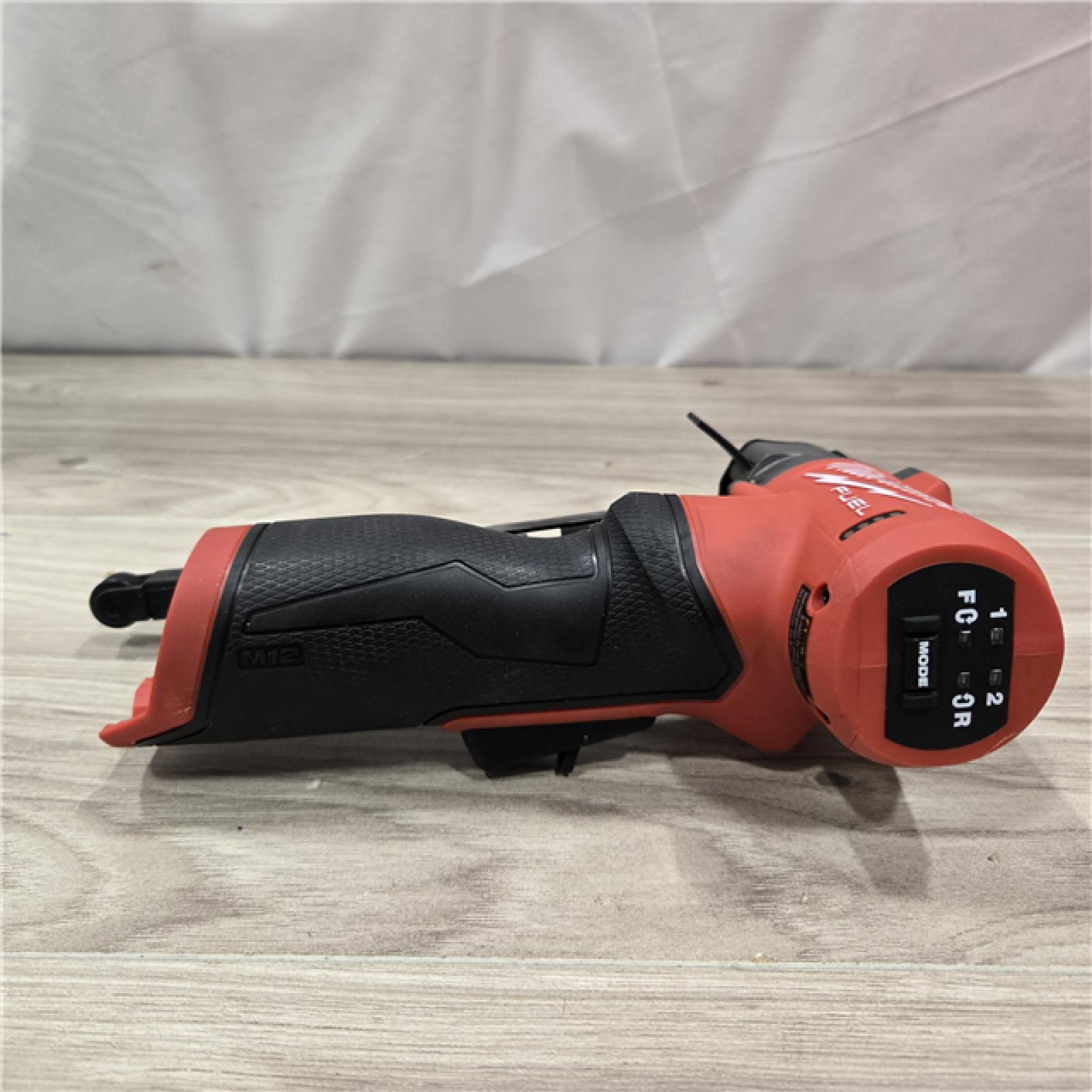 AS-IS Milwaukee M12 FUEL 1/2 X 18 Bandfile