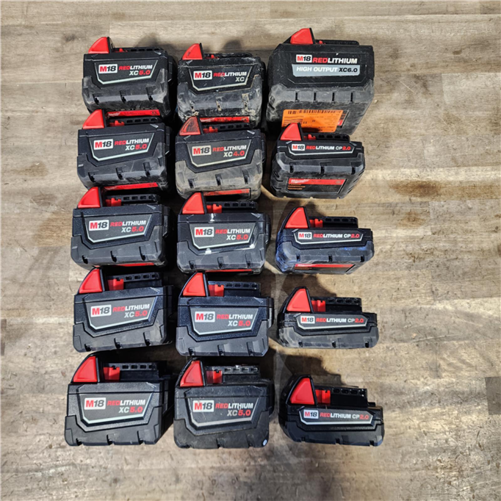 HOUSTON LOCATION - AS-IS MILWAUKEE BATTERY PACK QTY - 15