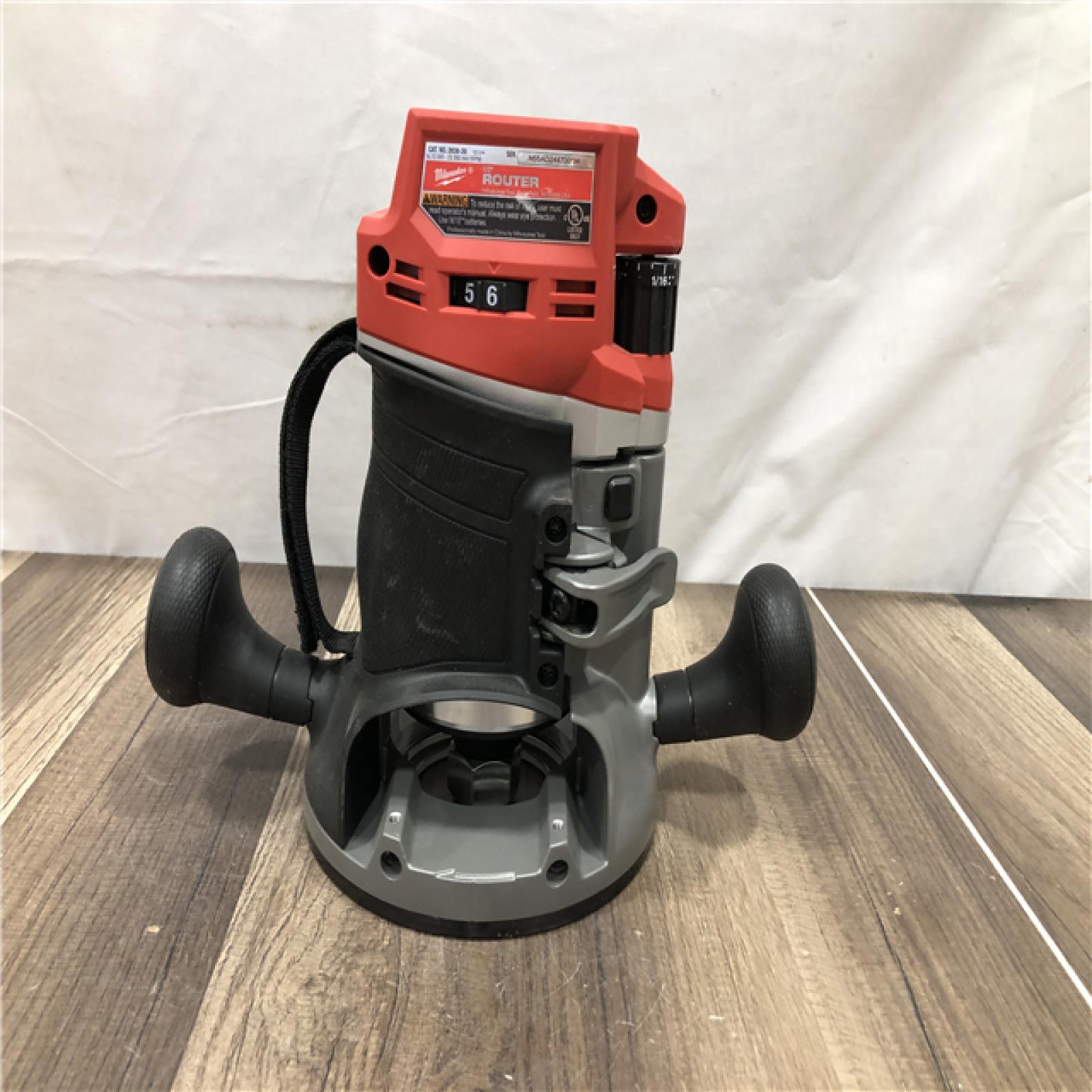 AS-IS Milwaukee FUEL 18V Lithium-Ion Cordless Brushless 1/2 in. Router (Tool-Only)
