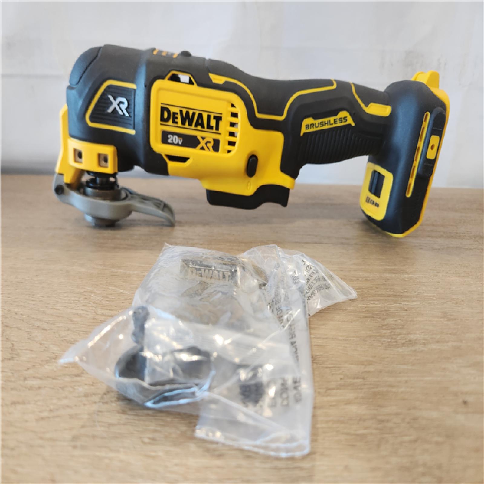AS-IS- DEWALT 20V MAX XR Brushless Oscillating Multi-Tool Cordless (Tool Only)