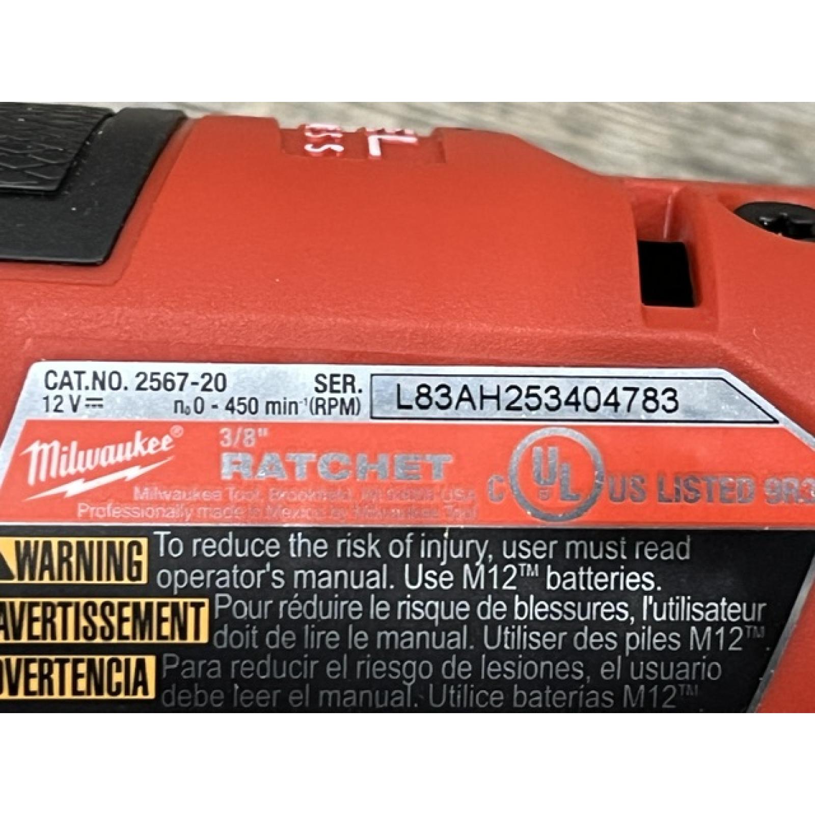 AS-IS Milwaukee FUEL 18V Cordless Mid Torque 1/2 in. Impact Wrench w/ 12 FUEL 3/8 in. Ratchet Combo Kit