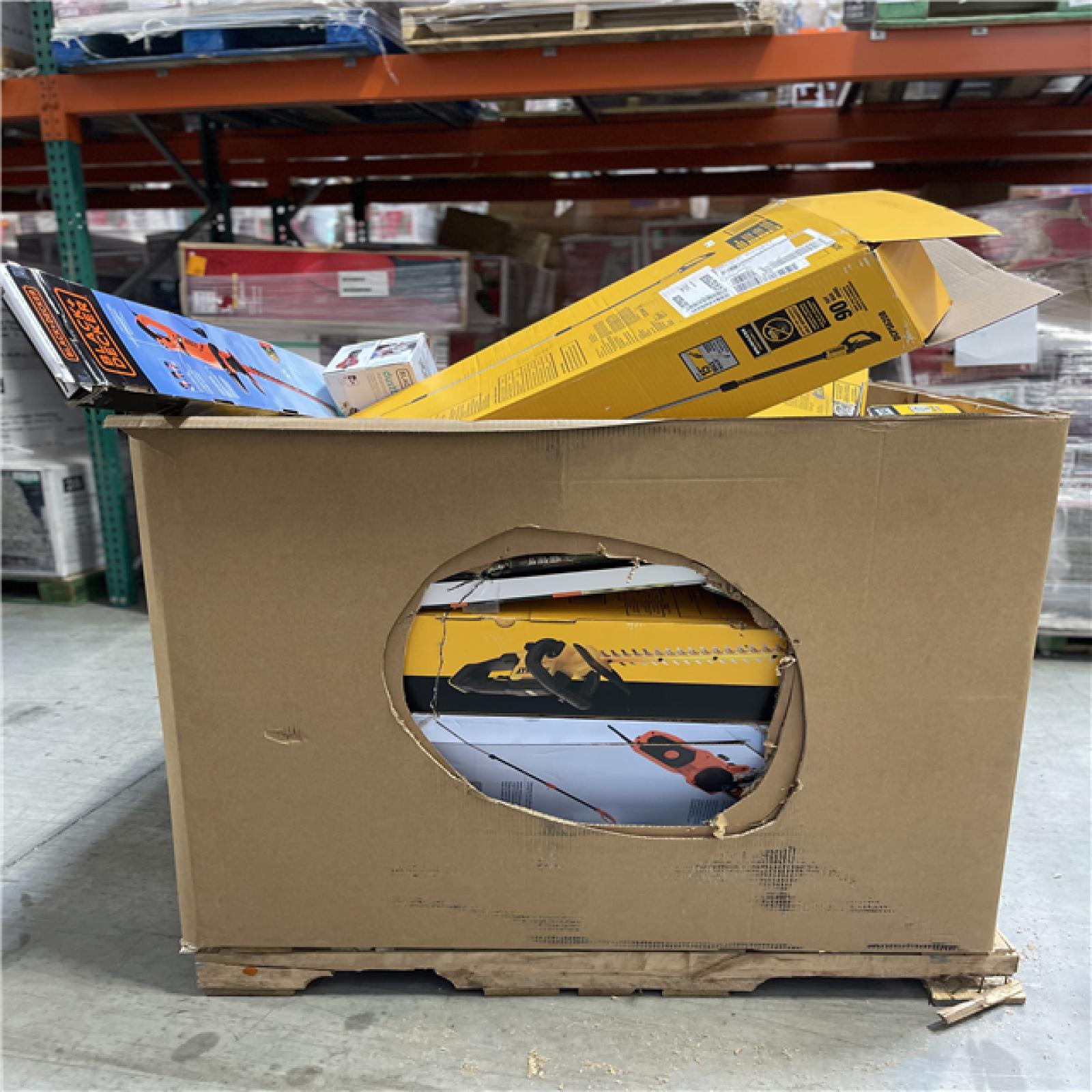 DALLAS LOCATION- AS-IS TOOL PALLET