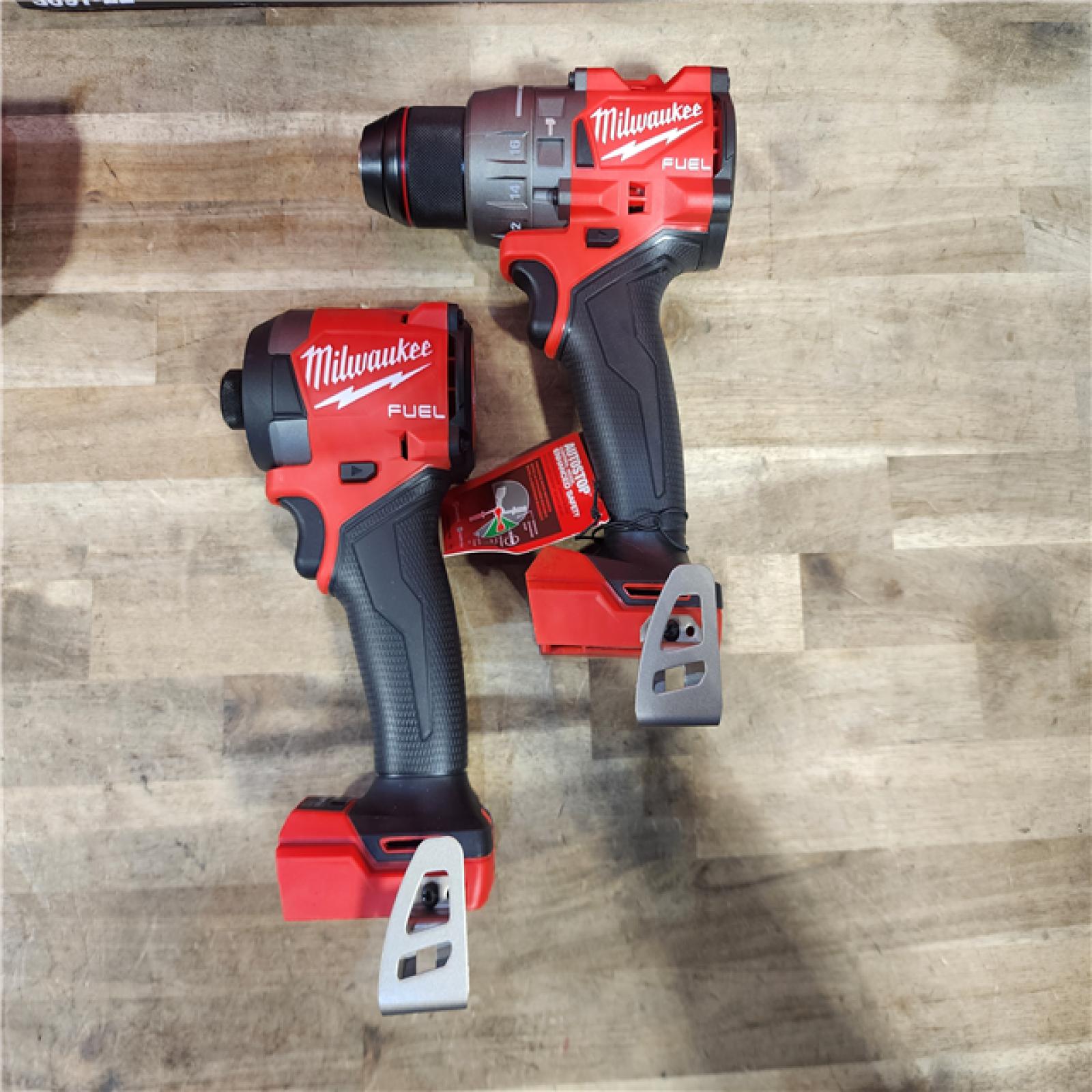 HOUSTON LOCATION - AS-IS (APPEARS LIKE NEW) MILWAUKEE FUEL 18V Lithium-Ion Brushless Cordless Hammer Drill and Impact Driver Combo Kit