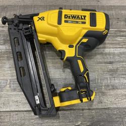 AS-IS DEWALT 20V MAX XR 16-Gauge Electric Cordless Angled Finishing Nailer Kit
