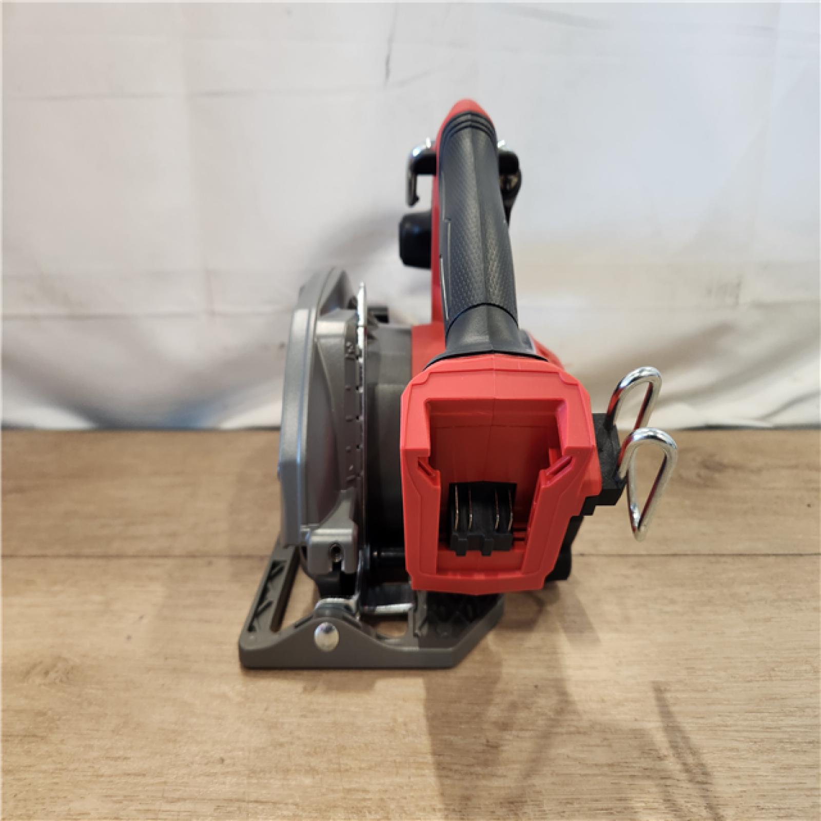 AS-IS- Milwaukee FUEL 18V Lithium-Ion Brushless Cordless 6-1/2 in. Circular Saw (Tool-Only)