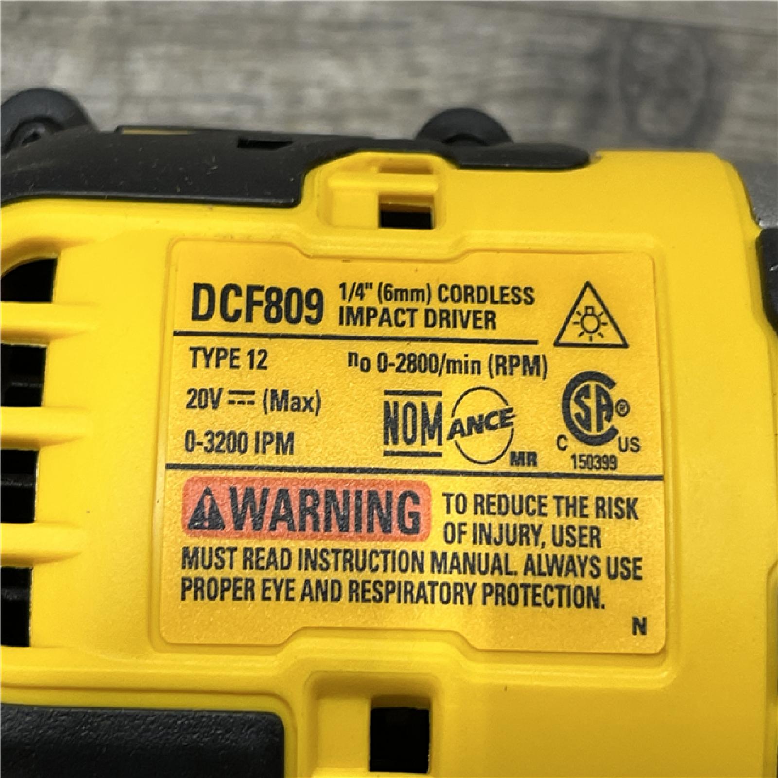 AS-IS DEWALT Atomic 20V Max Lithium-Ion Brushless Cordless Compact 1/4 in. Impact Driver Kit