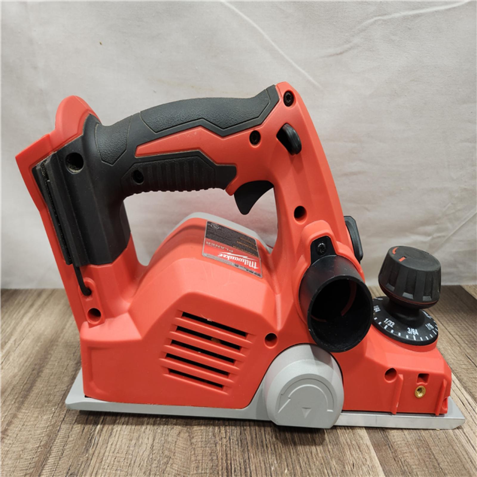 AS-IS- Milwaukee M18 18-Volt Lithium-Ion Cordless 3-1/4 in. Planer (Tool-Only)