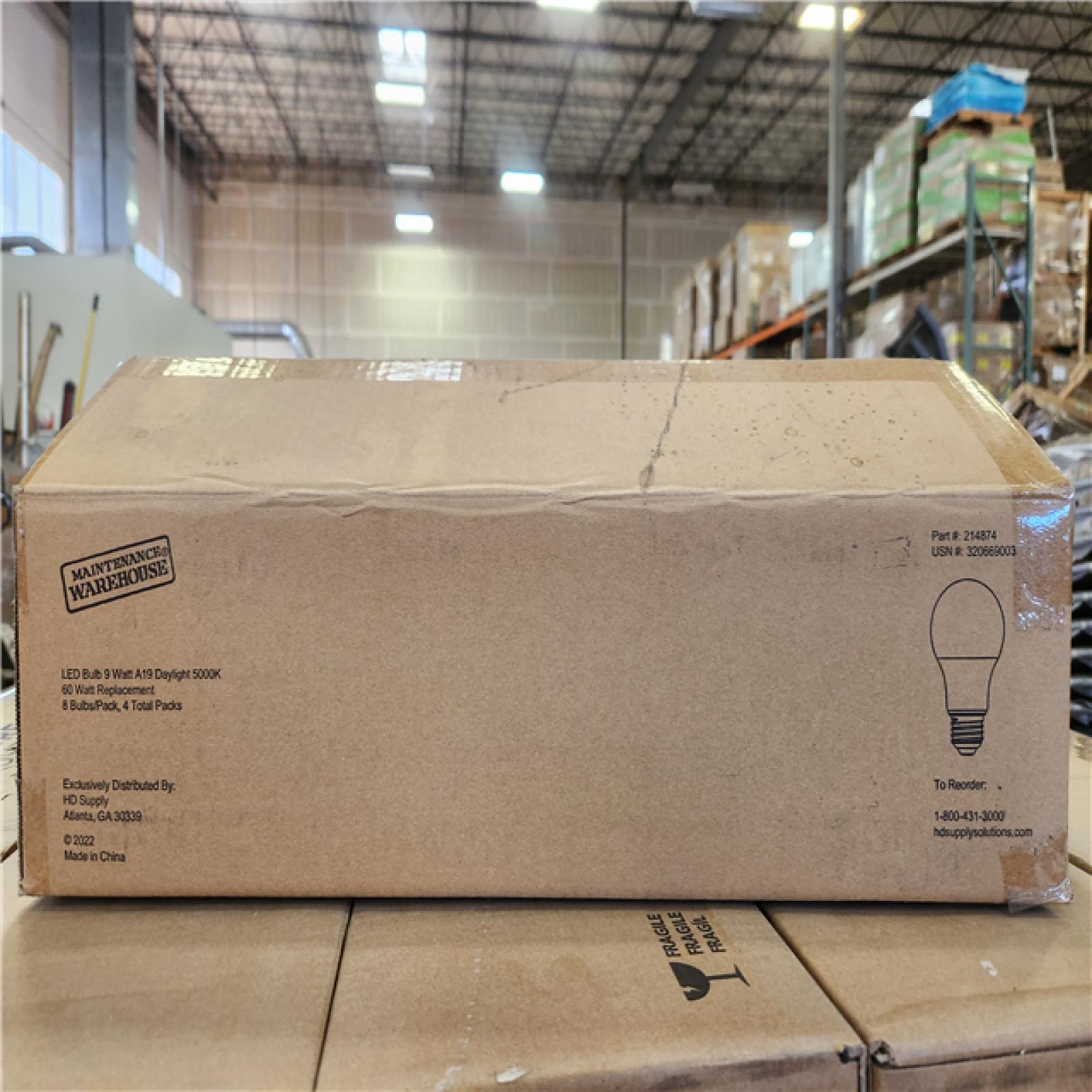 Phoenix Location NEW LED Bulb 9 Watt A19 Daylight 5000K 60 Watt Replacement 8 Bulbs/Pack, 4 Total Packs Pallet (120-Boxes)