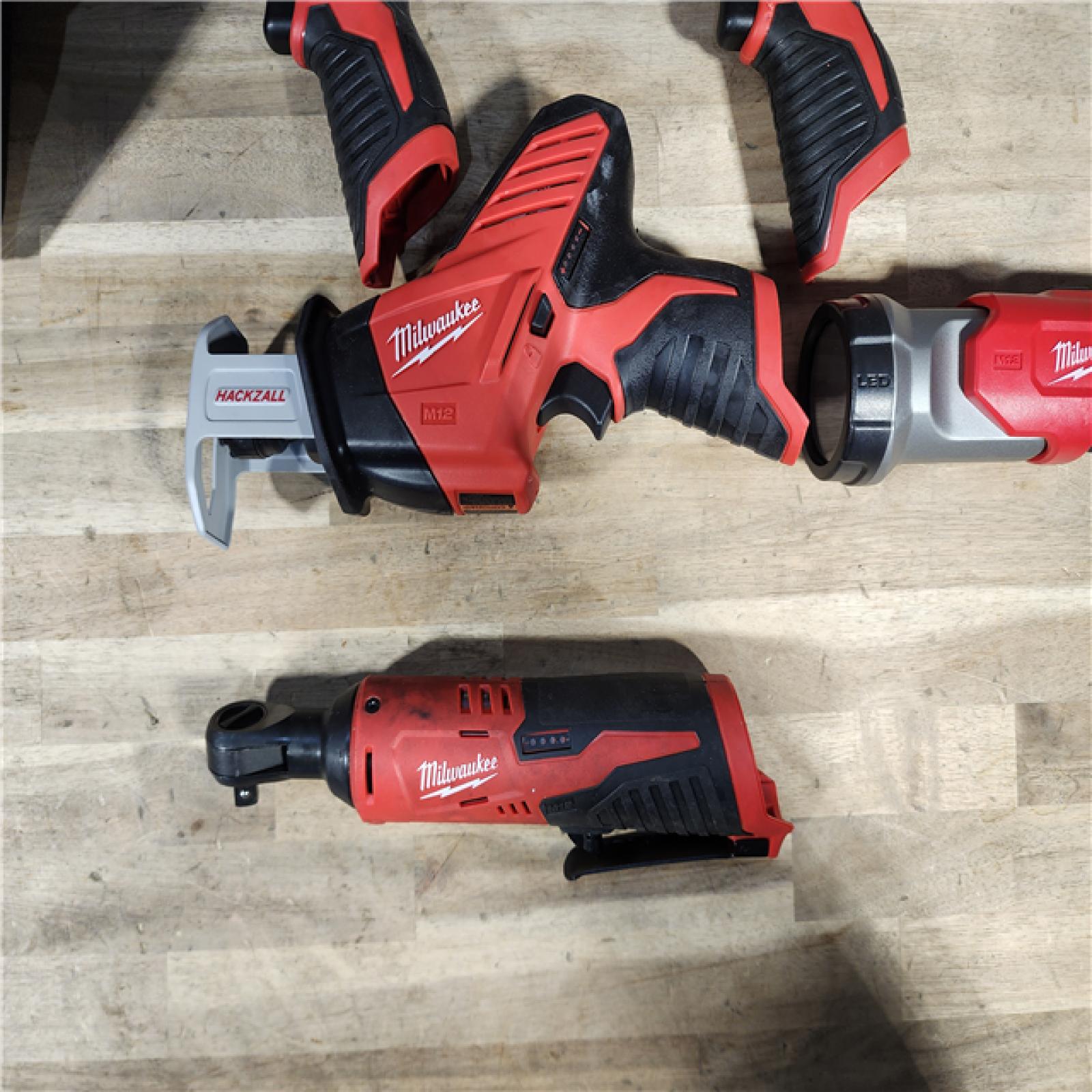 HOUSTON LOCATION - AS-IS Milwaukee 5 Tool Combo Kit W/ (2) Battery & Charger