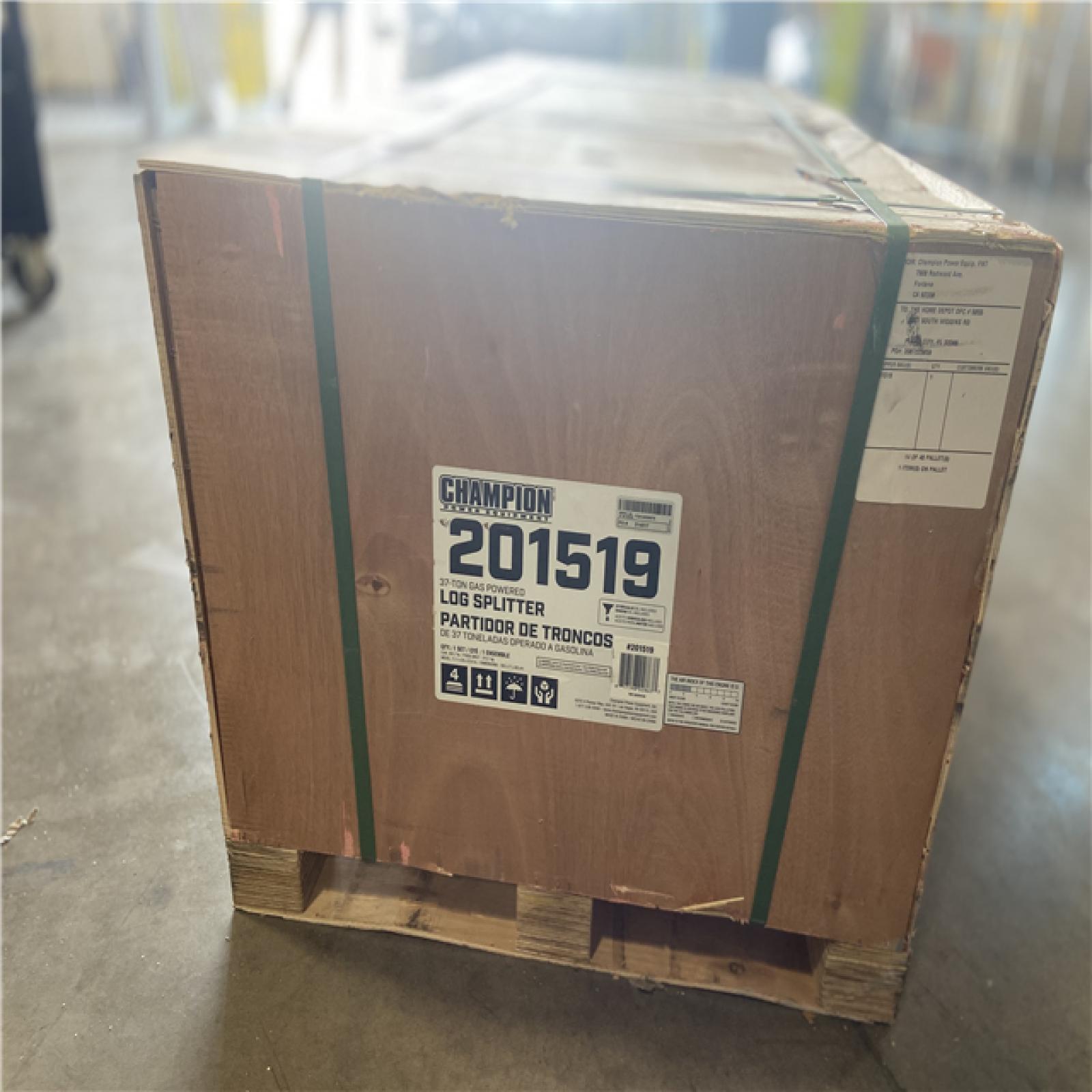 DALLAS LOCATION - Champion Power Equipment 37 Ton 338 cc Gas Powered Full Beam Log Splitter w/ Vertical/Horizontal Operation and Auto Return with Hydraulic Oil