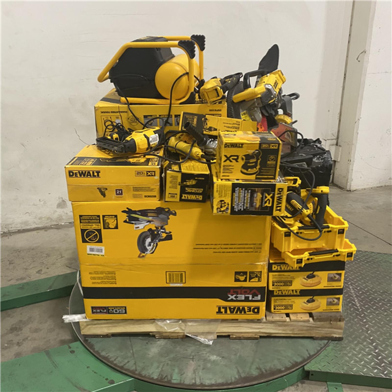 Dallas Location - As-Is DEWALT Tool Pallet