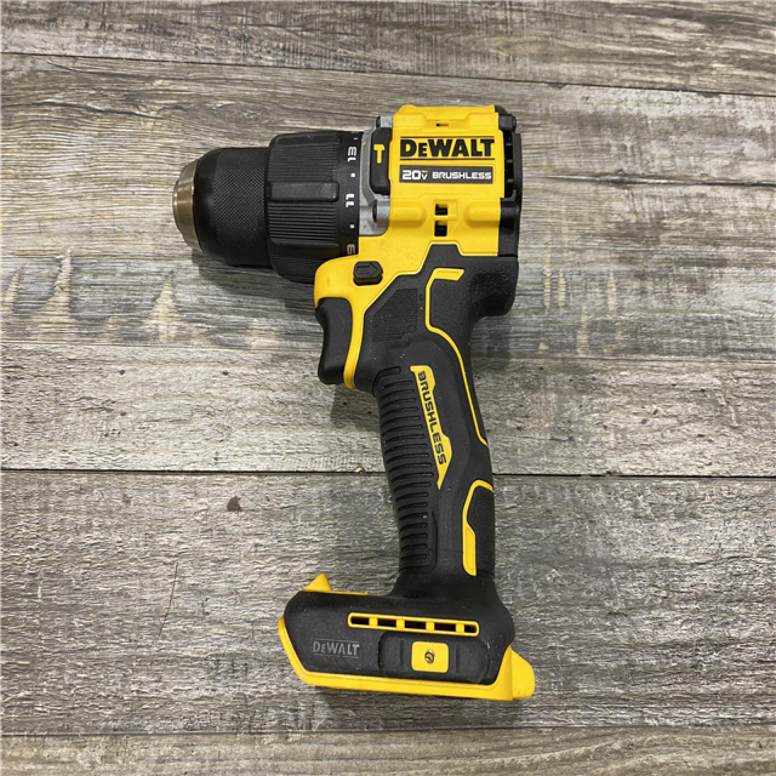 AS-IS DEWALT ATOMIC 20V Cordless 1/2 in. Compact Hammer Drill Kit