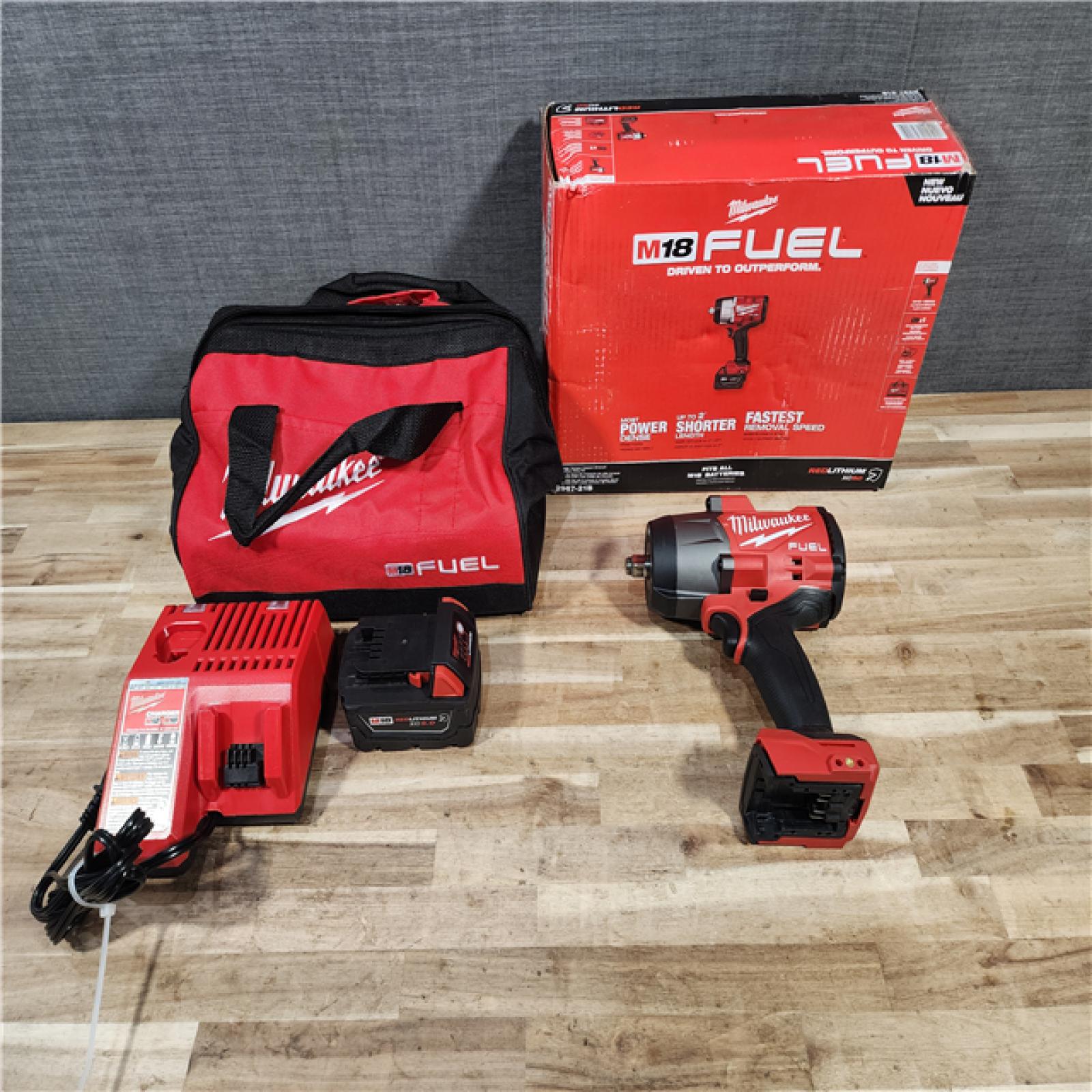 HOUSTON LOCATION - AS-IS (APPEARS LIKE NEW) Milwaukee FUEL 18V Lithium-Ion Brushless Cordless 1/2 in. Impact Wrench w/Friction Ring Kit