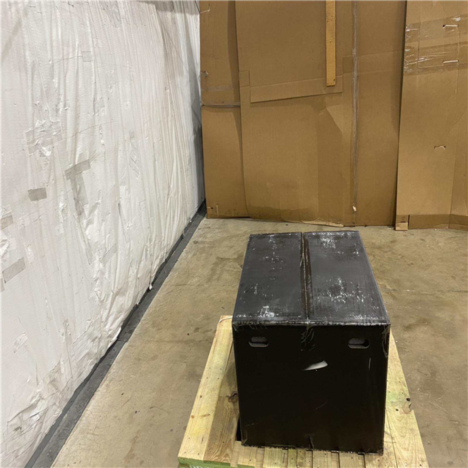 Houston Location - AS-IS home improvement pallet GOZNEY DOME