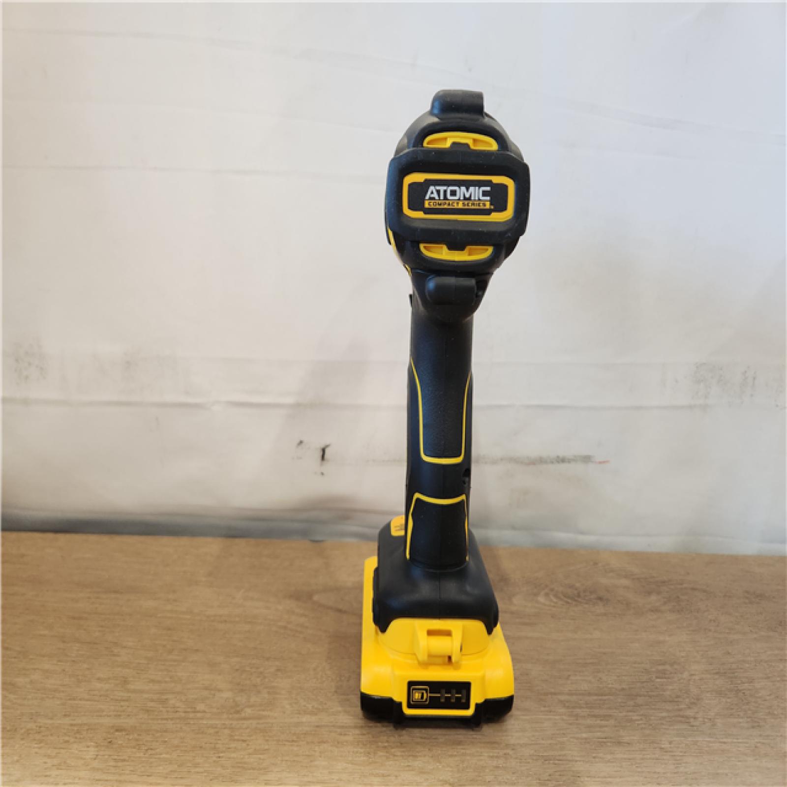 AS-IS- DeWalt ATOMIC 20V MAX Brushless Compact 1/4 in. Impact Driver Kit