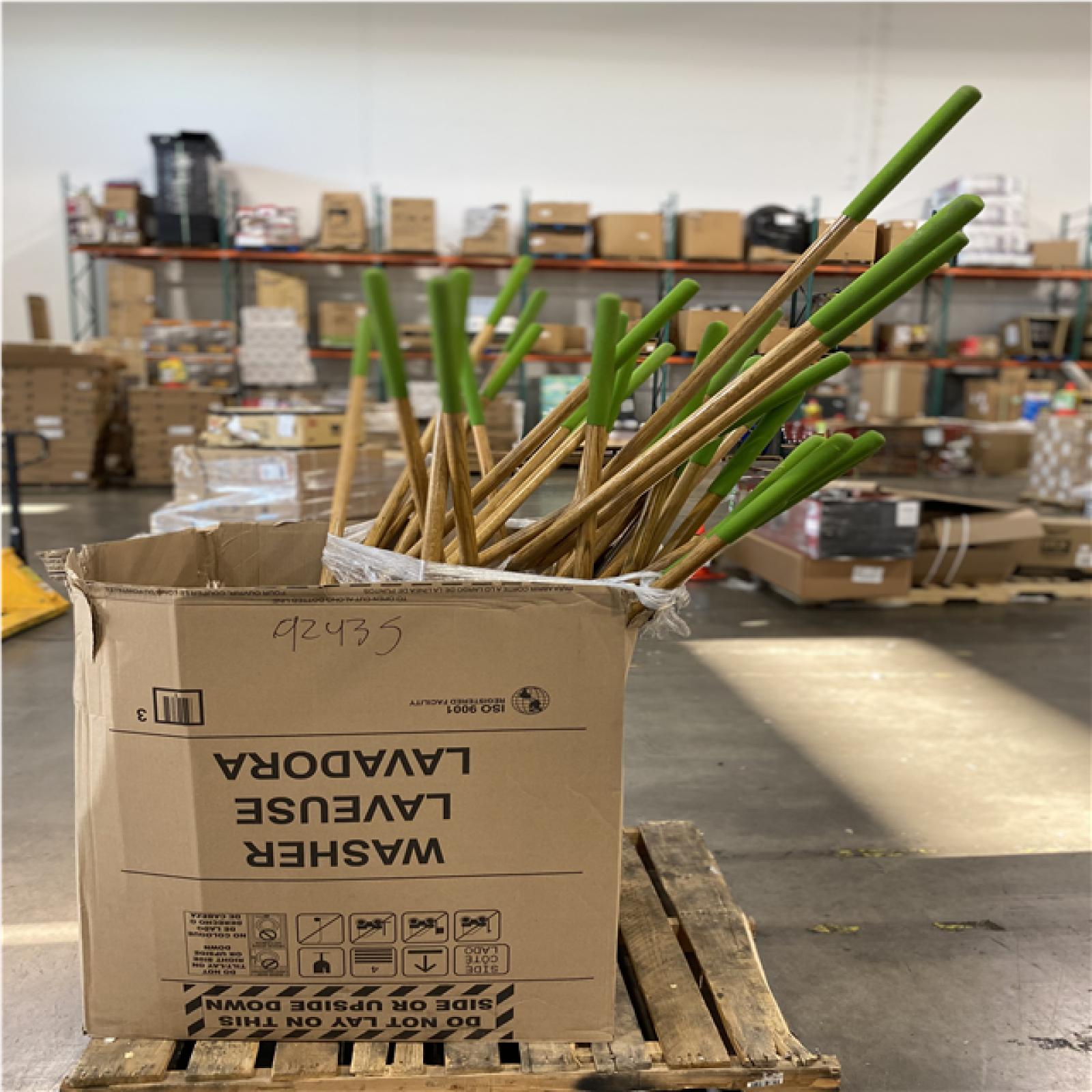 DALLAS LOCATION- AS-IS AMES 54 in. Hardwood Handle 19-Tine Adjustable Thatch Rake PALLET (36 UNITS)