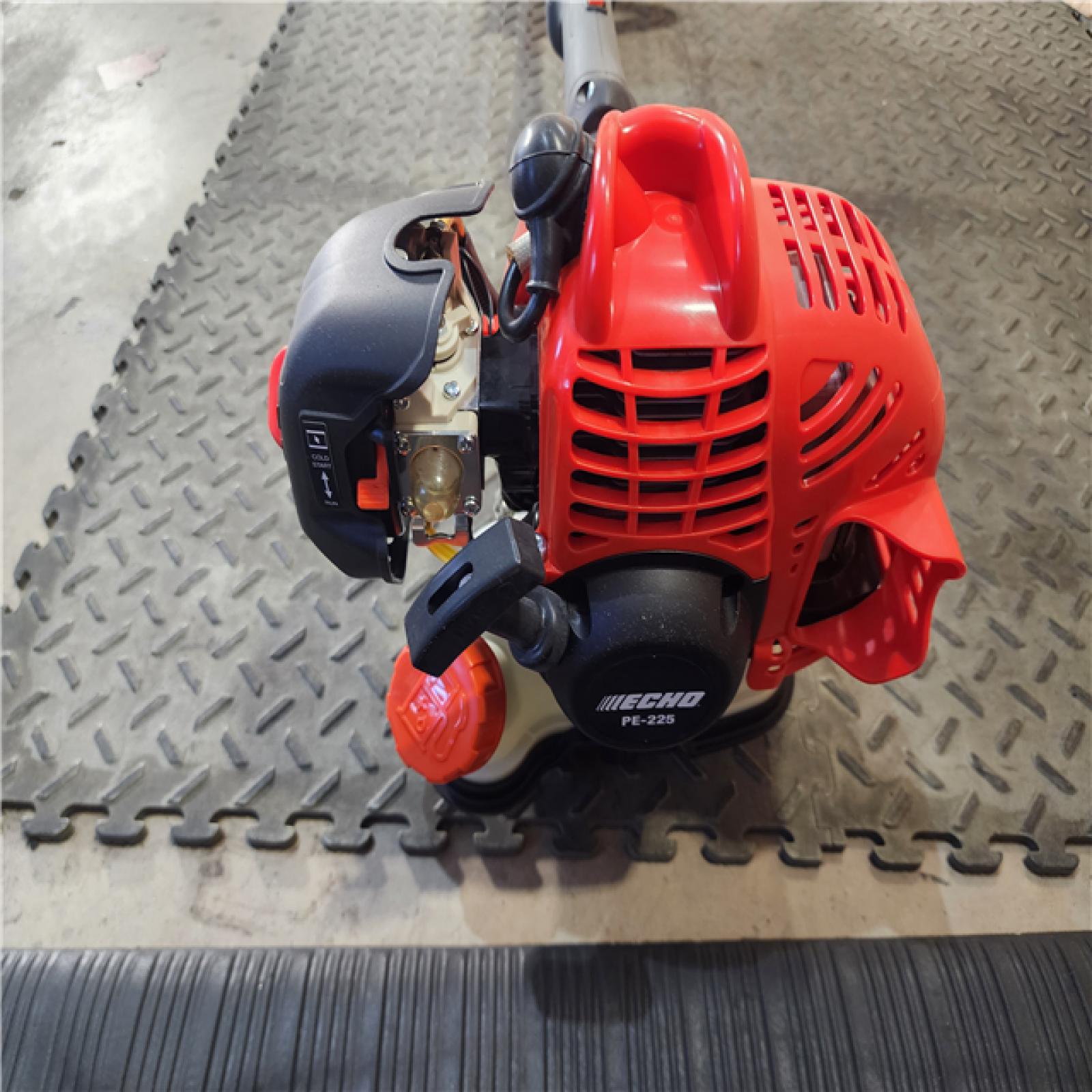 HOUSTON LOCATION - AS-IS ECHO 21.2 cc Gas 2-Stroke Lawn Edger